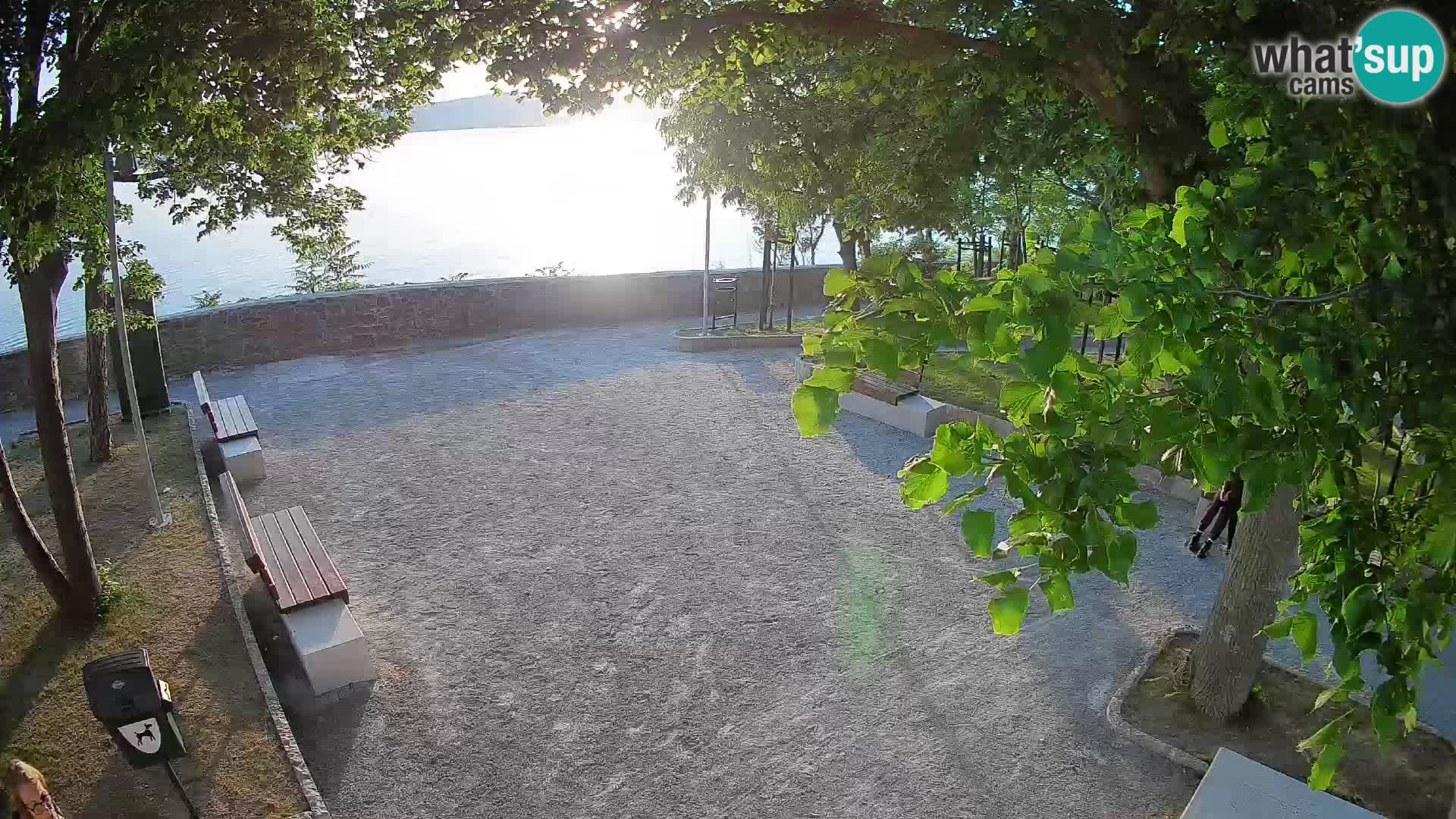 Kamera uživo Senj – Park književnika i Velebitski kanal
