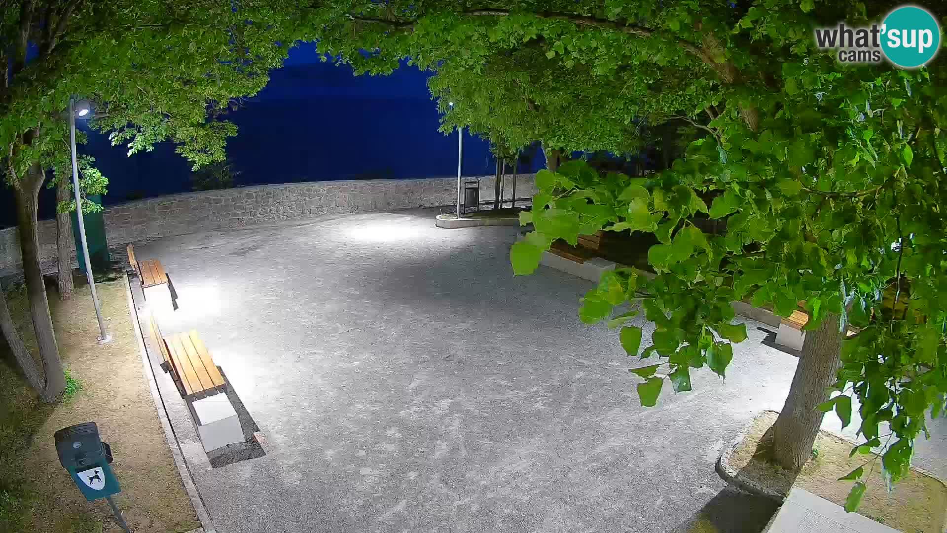 Senj Live Webcam – Schriftstellerpark und Velebit-Kanal