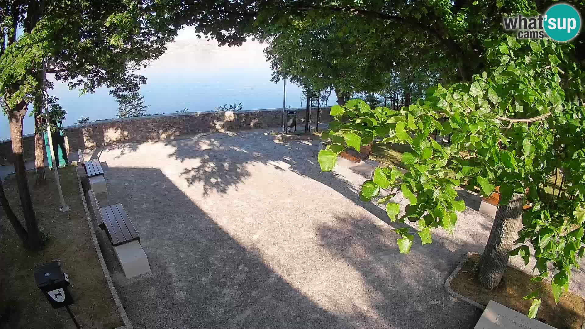 Senj Live Webcam – Schriftstellerpark und Velebit-Kanal