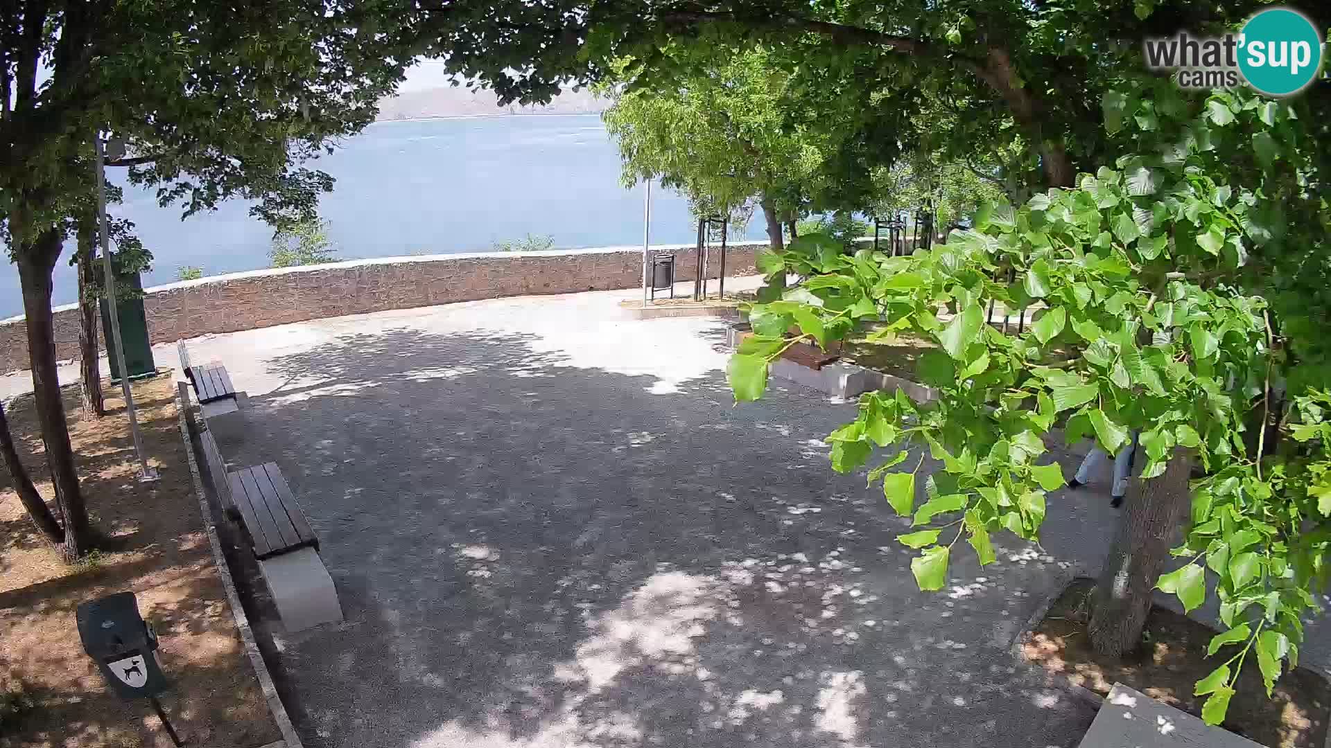 Kamera uživo Senj – Park književnika i Velebitski kanal