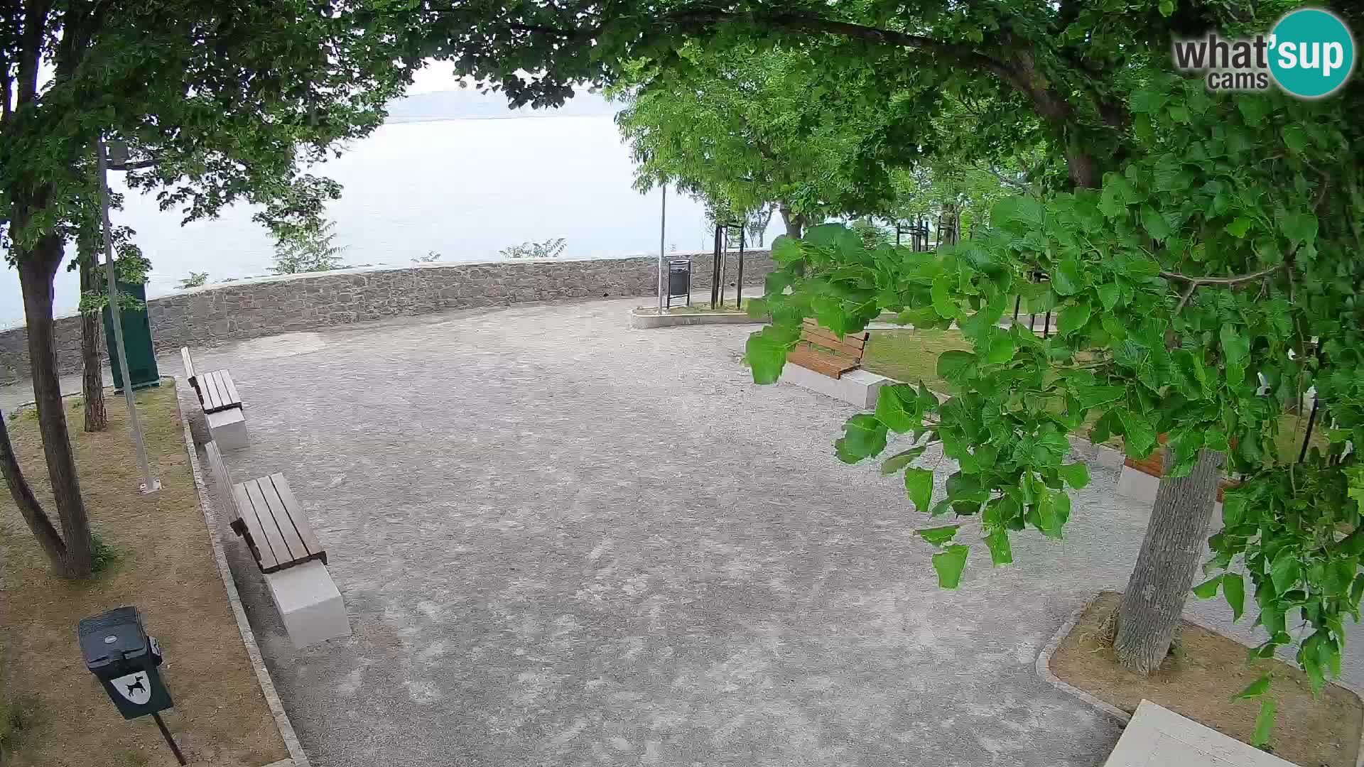 Kamera uživo Senj – Park književnika i Velebitski kanal