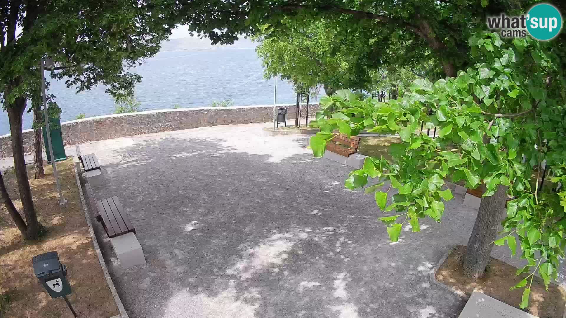 Kamera uživo Senj – Park književnika i Velebitski kanal