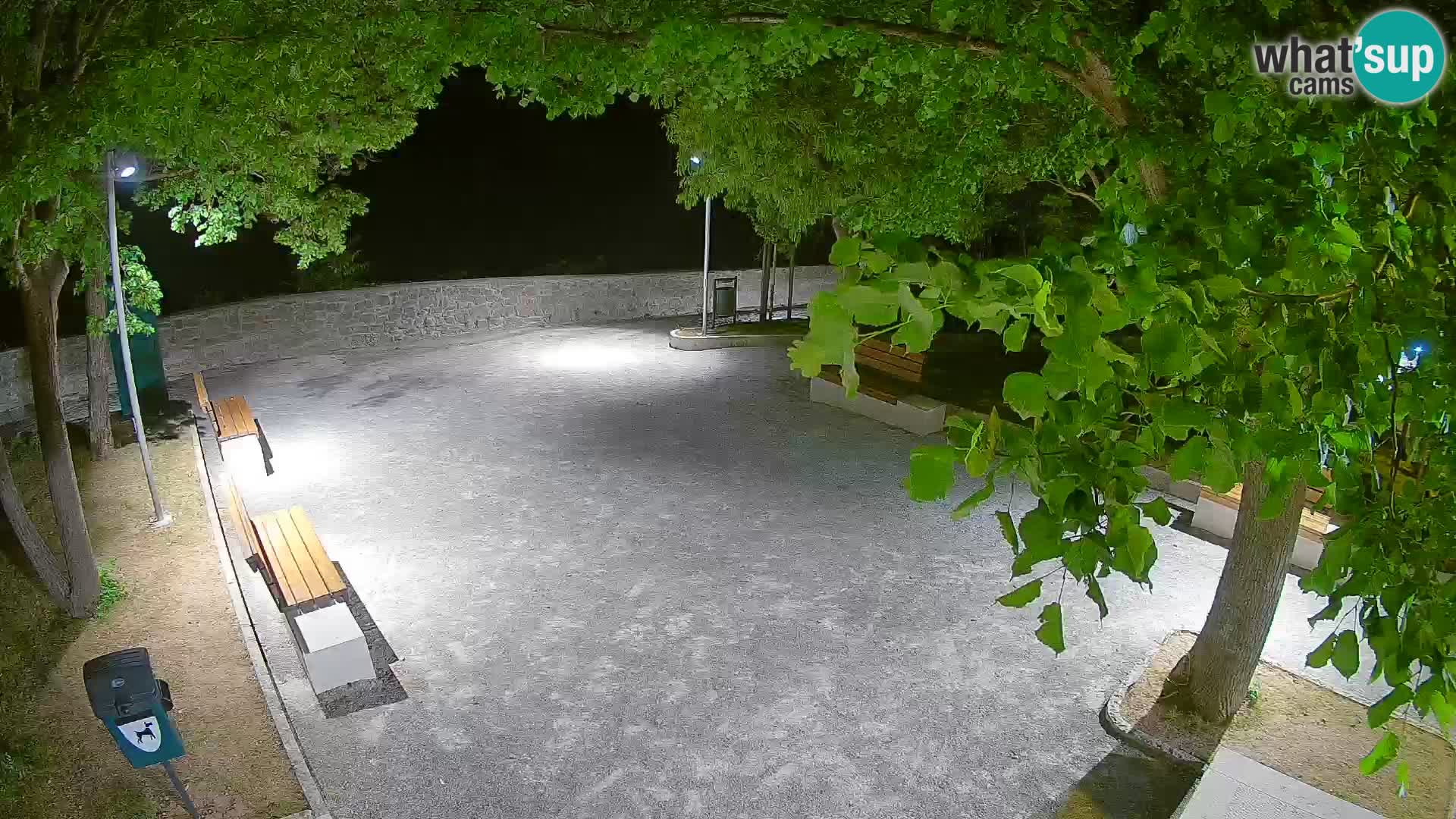 Webcam Senj en direct – Parc des Écrivains et canal du Velebit