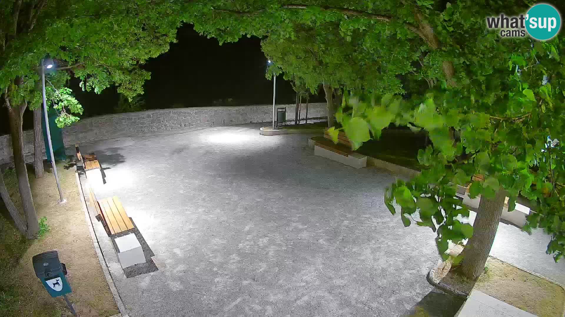 Webcam Senj en direct – Parc des Écrivains et canal du Velebit