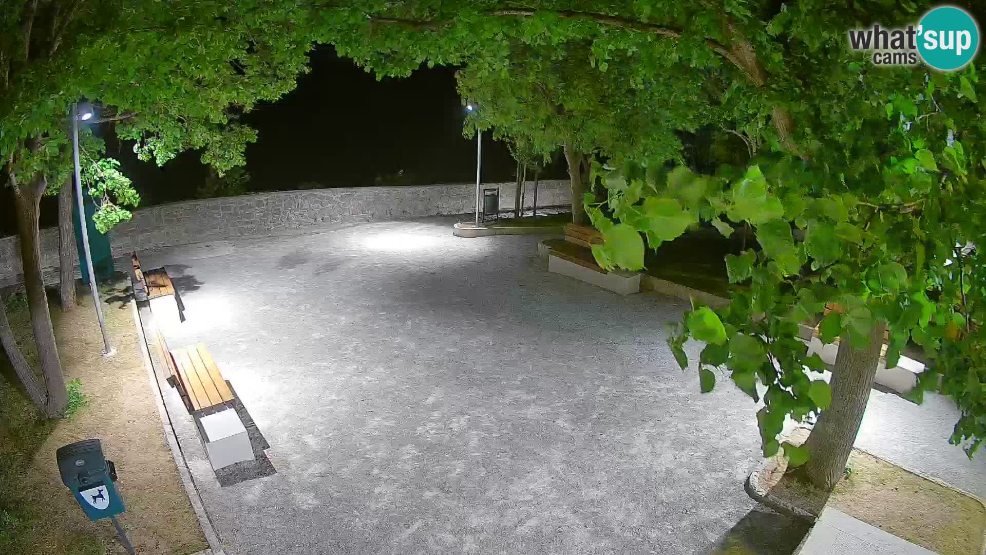 Webcam Senj en direct – Parc des Écrivains et canal du Velebit