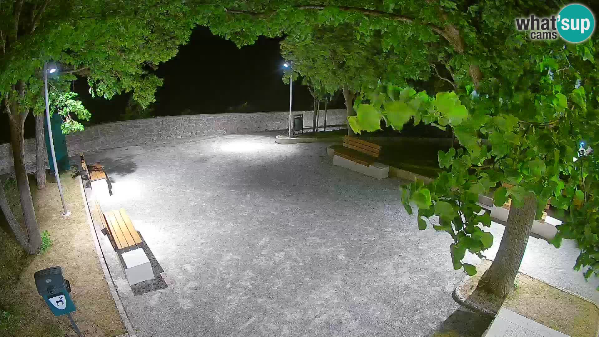 Webcam Senj en direct – Parc des Écrivains et canal du Velebit