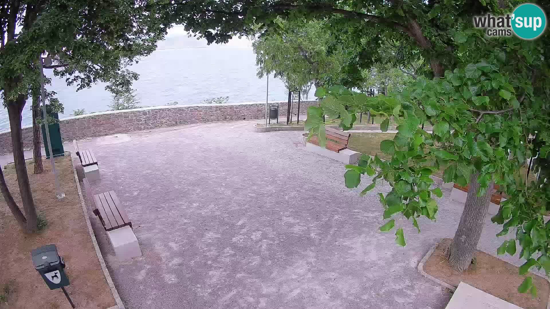 Kamera uživo Senj – Park književnika i Velebitski kanal