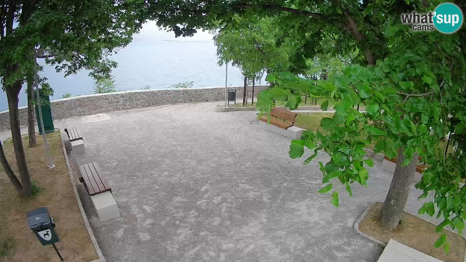 Webcam Senj en direct – Parc des Écrivains et canal du Velebit