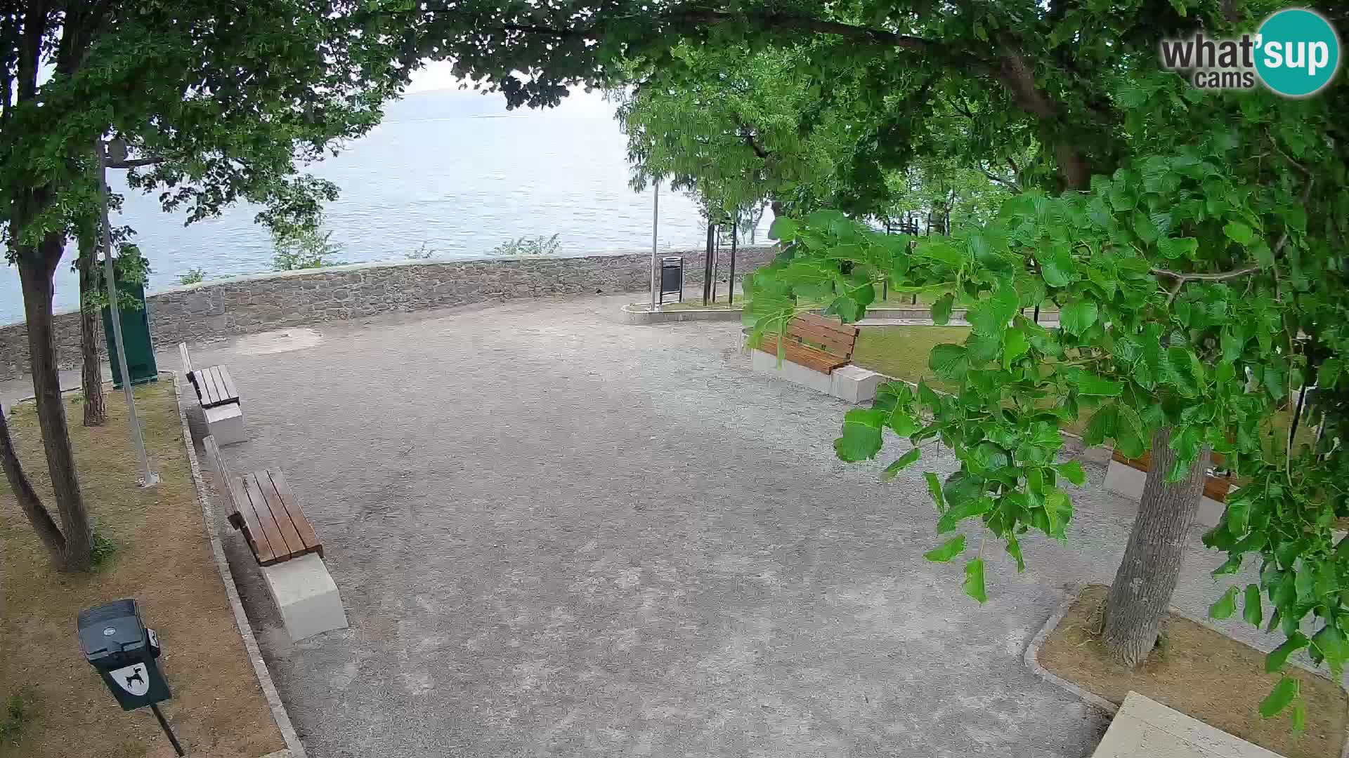 Kamera uživo Senj – Park književnika i Velebitski kanal