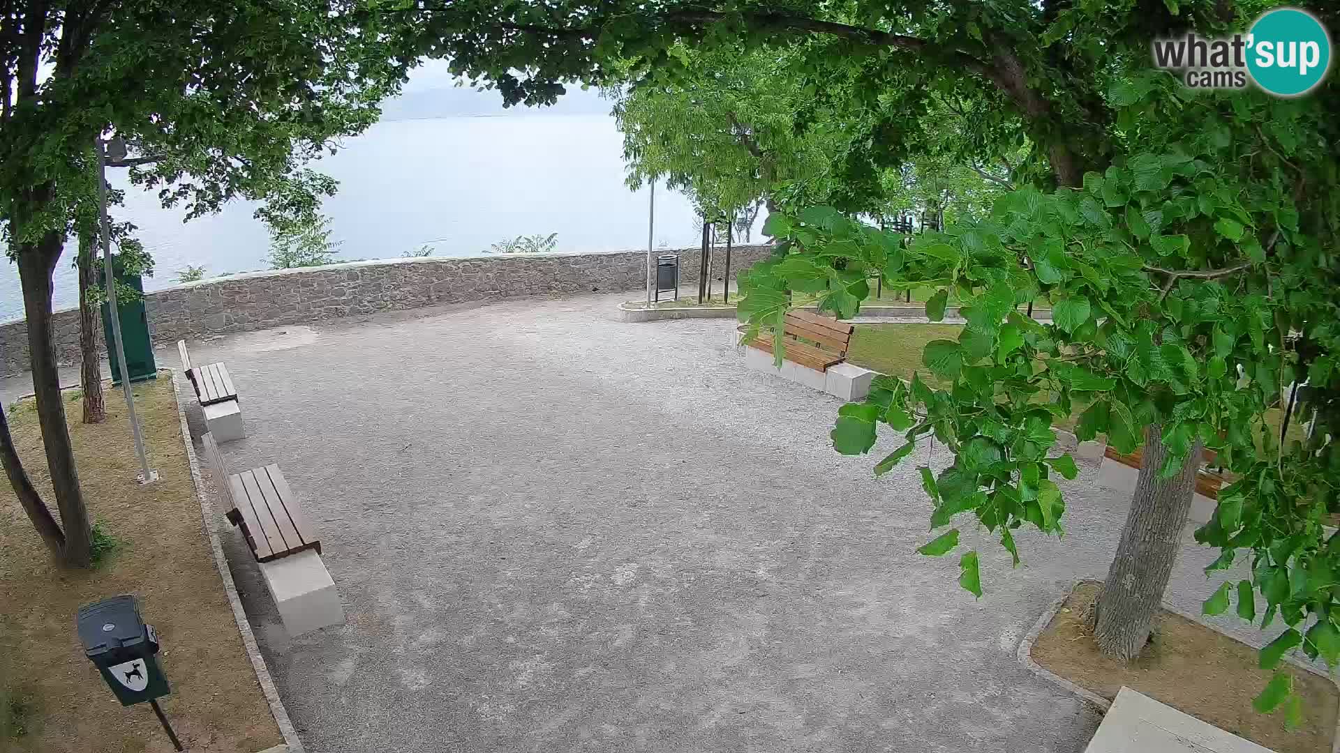 Kamera uživo Senj – Park književnika i Velebitski kanal