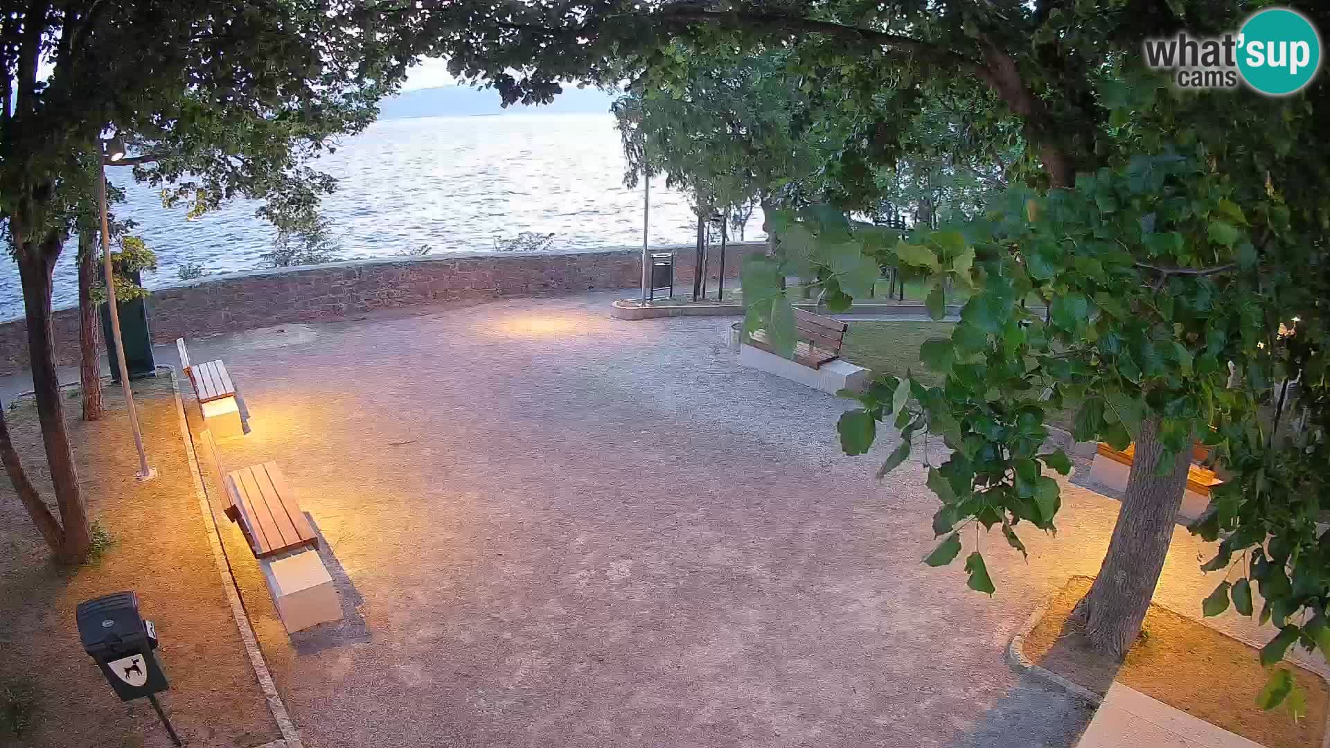 Senj Live Webcam – Schriftstellerpark und Velebit-Kanal