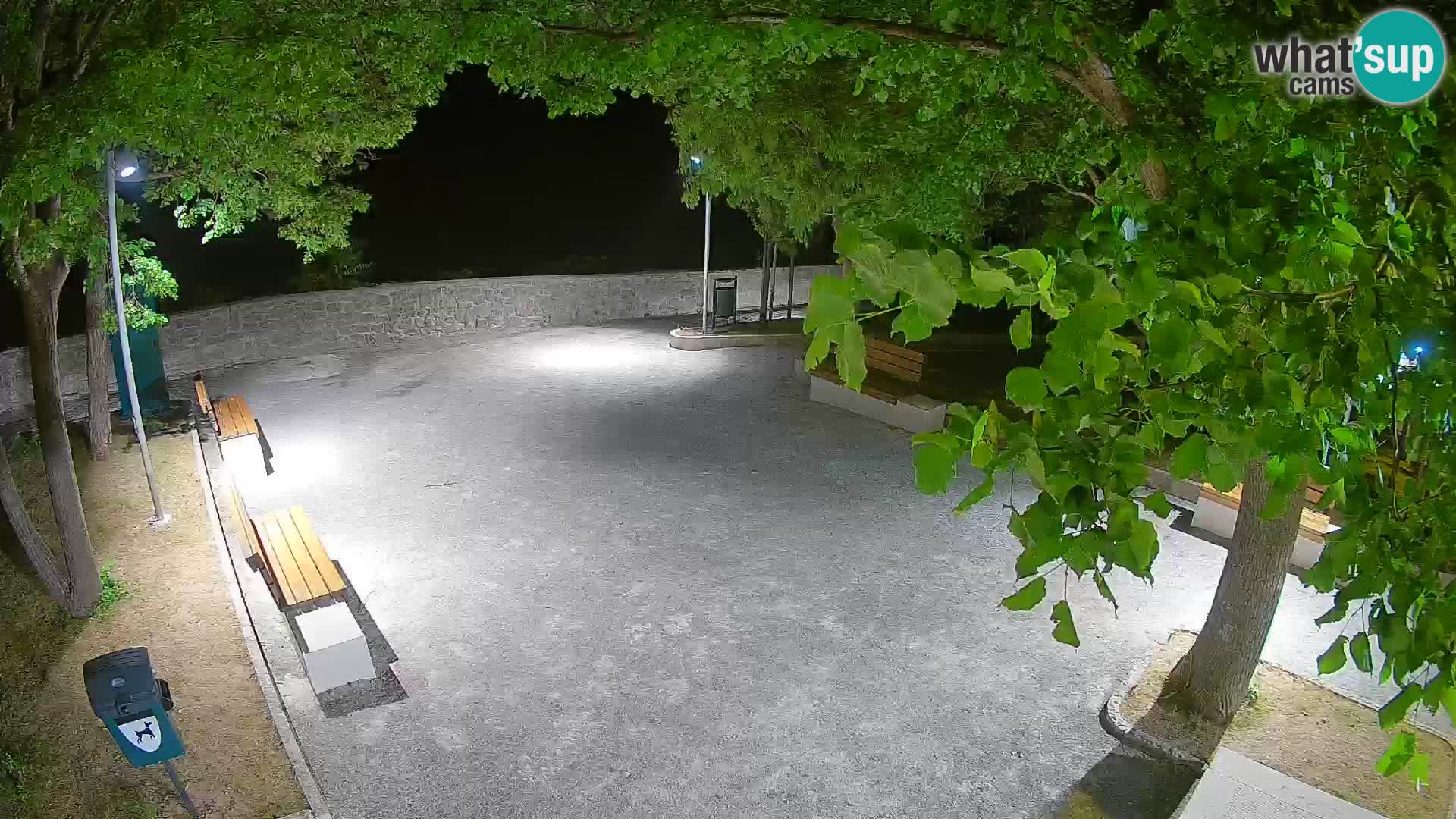 Webcam Senj en direct – Parc des Écrivains et canal du Velebit