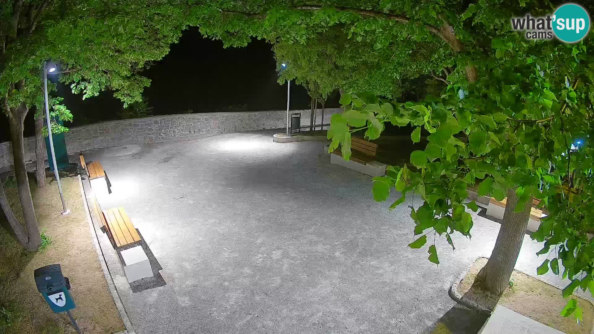 Webcam Senj en direct – Parc des Écrivains et canal du Velebit