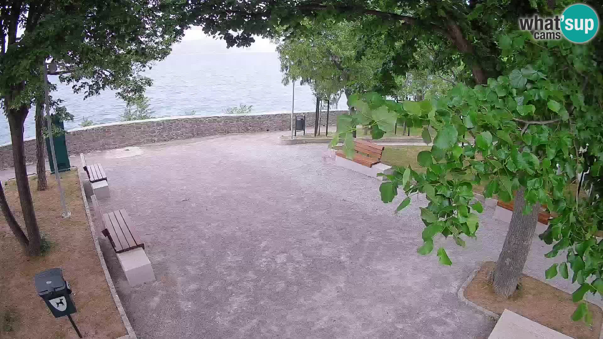 Webcam Senj en direct – Parc des Écrivains et canal du Velebit