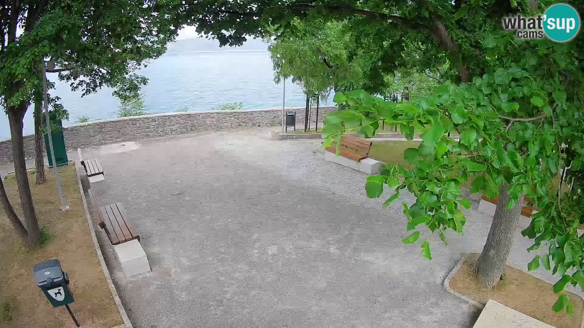 Kamera uživo Senj – Park književnika i Velebitski kanal