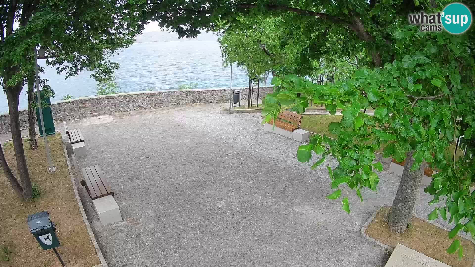 Webcam Senj en direct – Parc des Écrivains et canal du Velebit