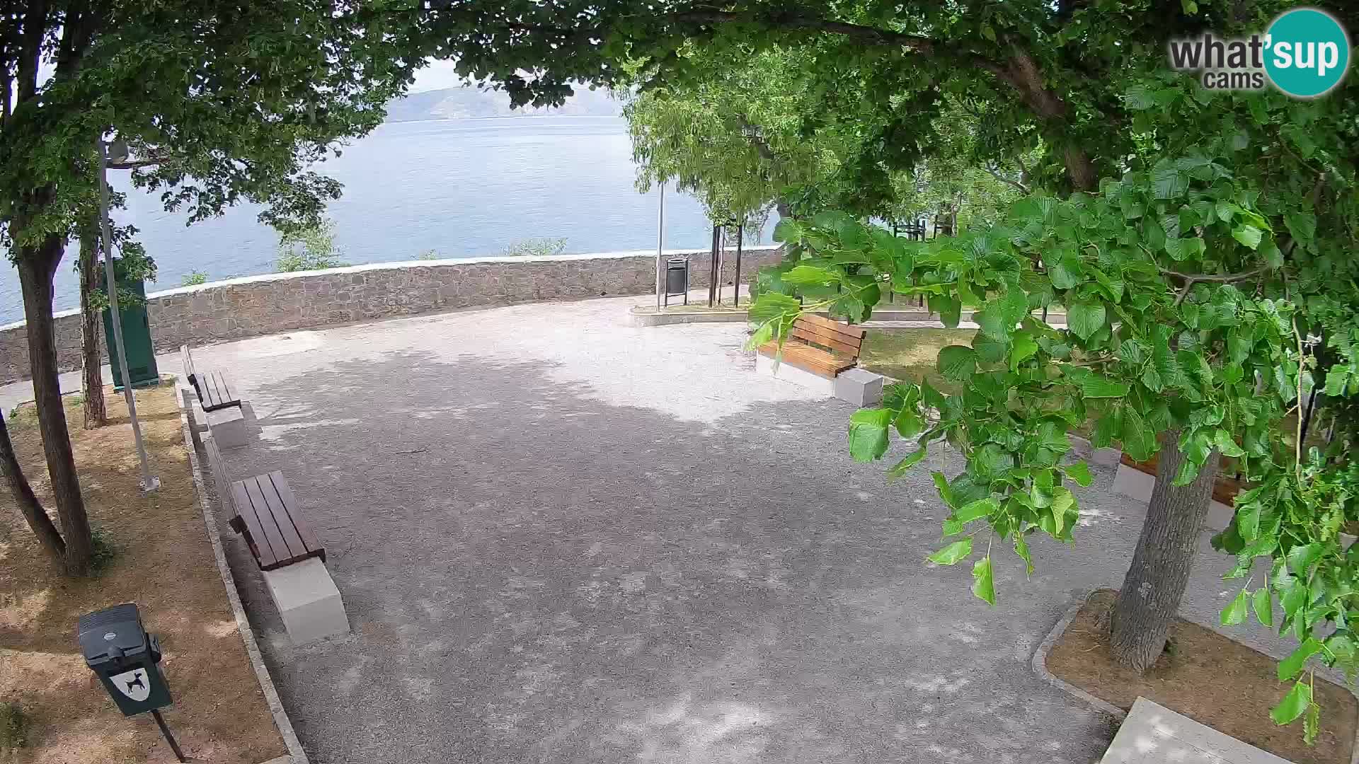 Webcam Senj en direct – Parc des Écrivains et canal du Velebit