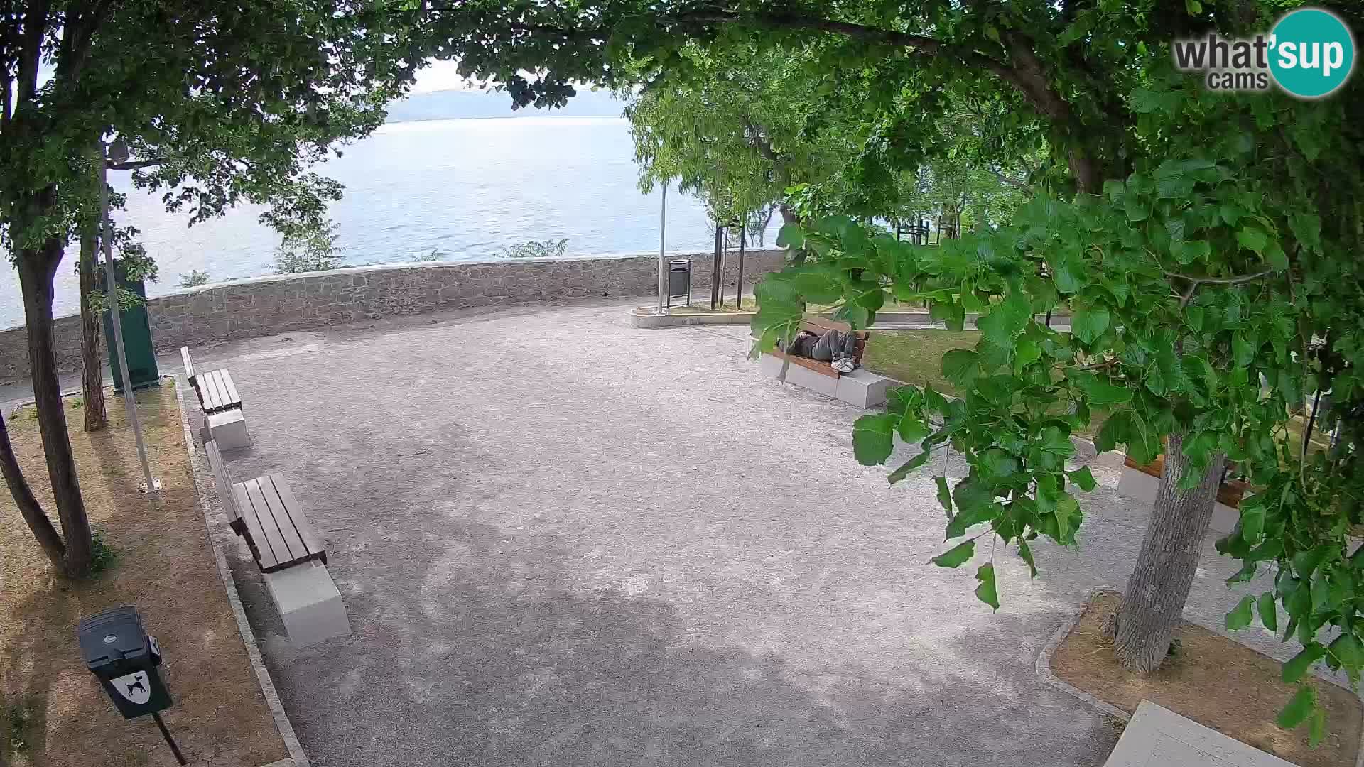 Webcam Senj en direct – Parc des Écrivains et canal du Velebit