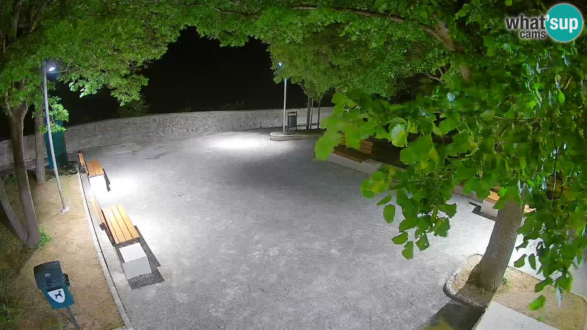 Kamera uživo Senj – Park književnika i Velebitski kanal