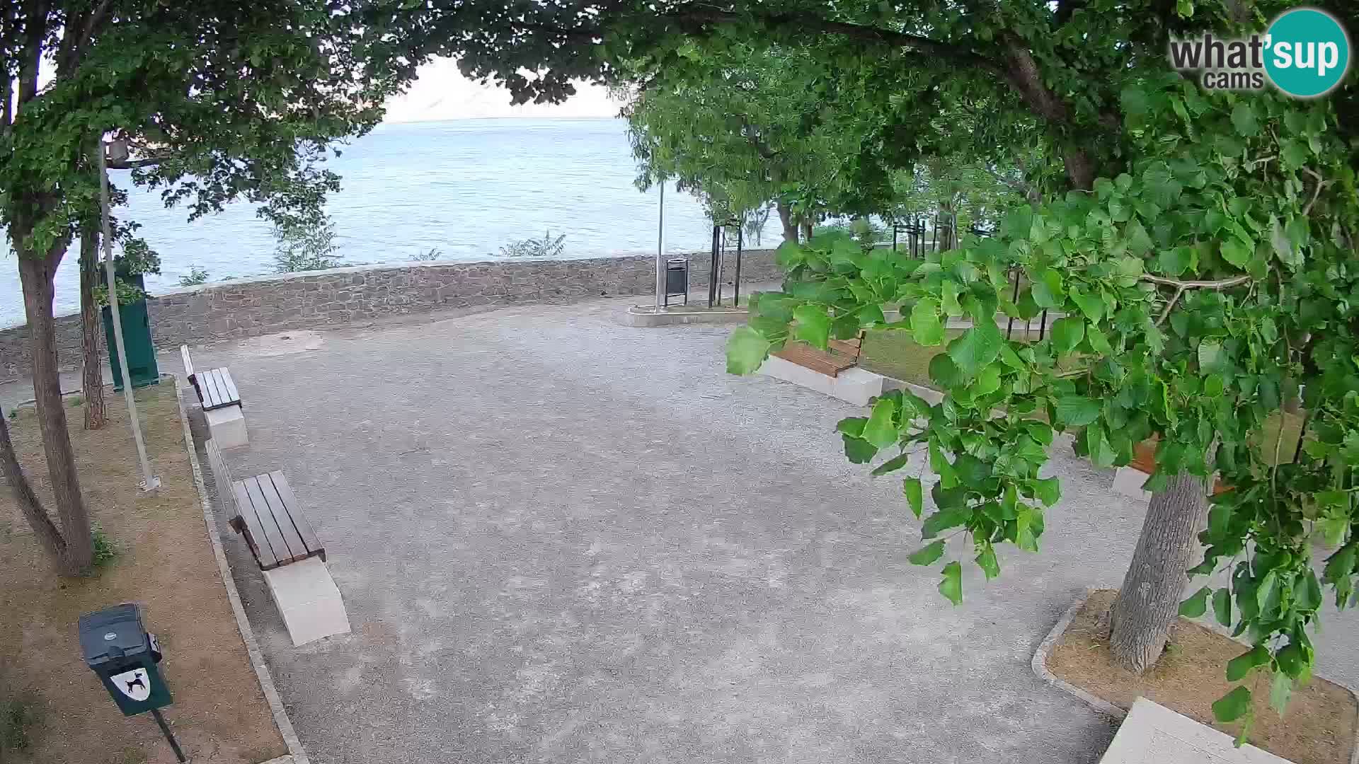 Webcam Senj en direct – Parc des Écrivains et canal du Velebit