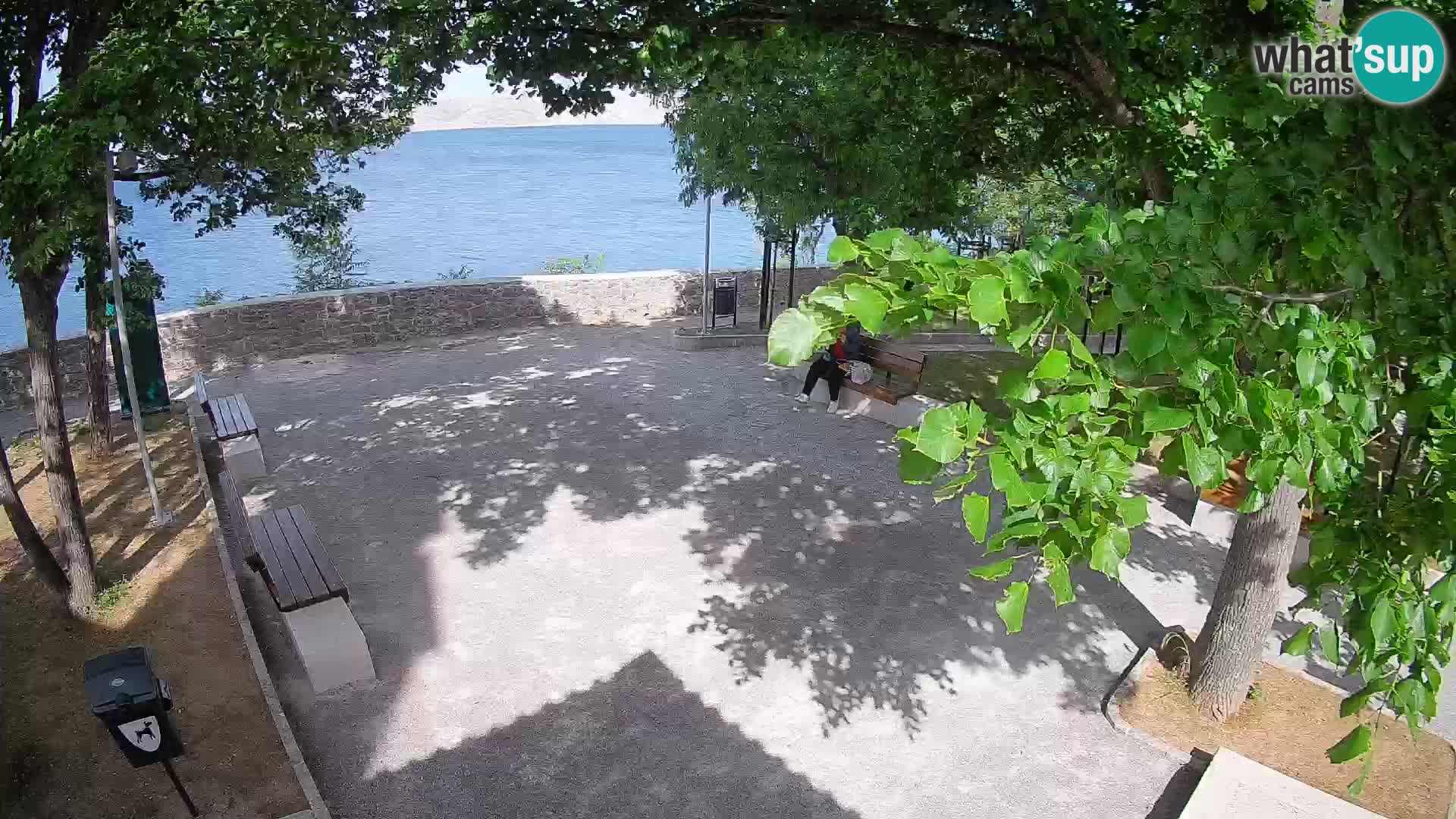 Webcam Senj en direct – Parc des Écrivains et canal du Velebit