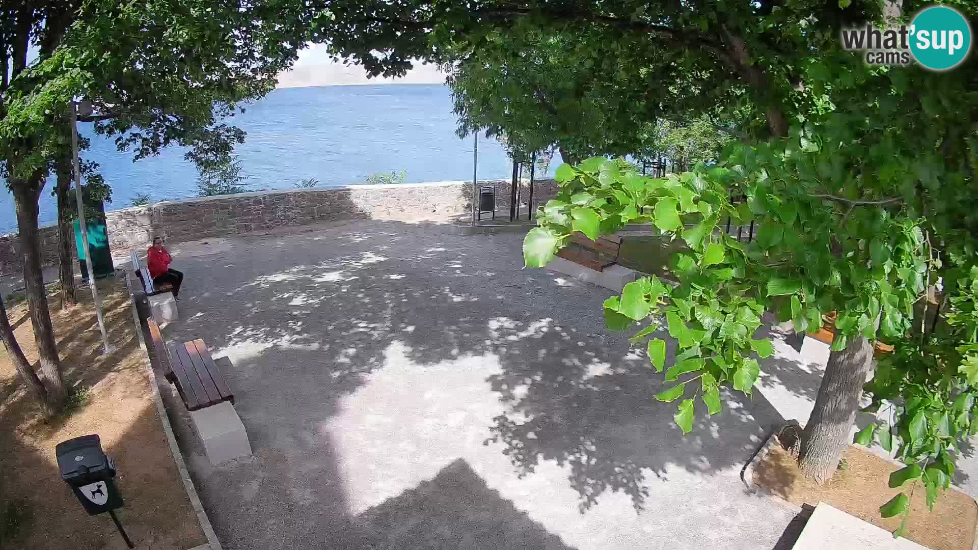 Webcam Senj en direct – Parc des Écrivains et canal du Velebit