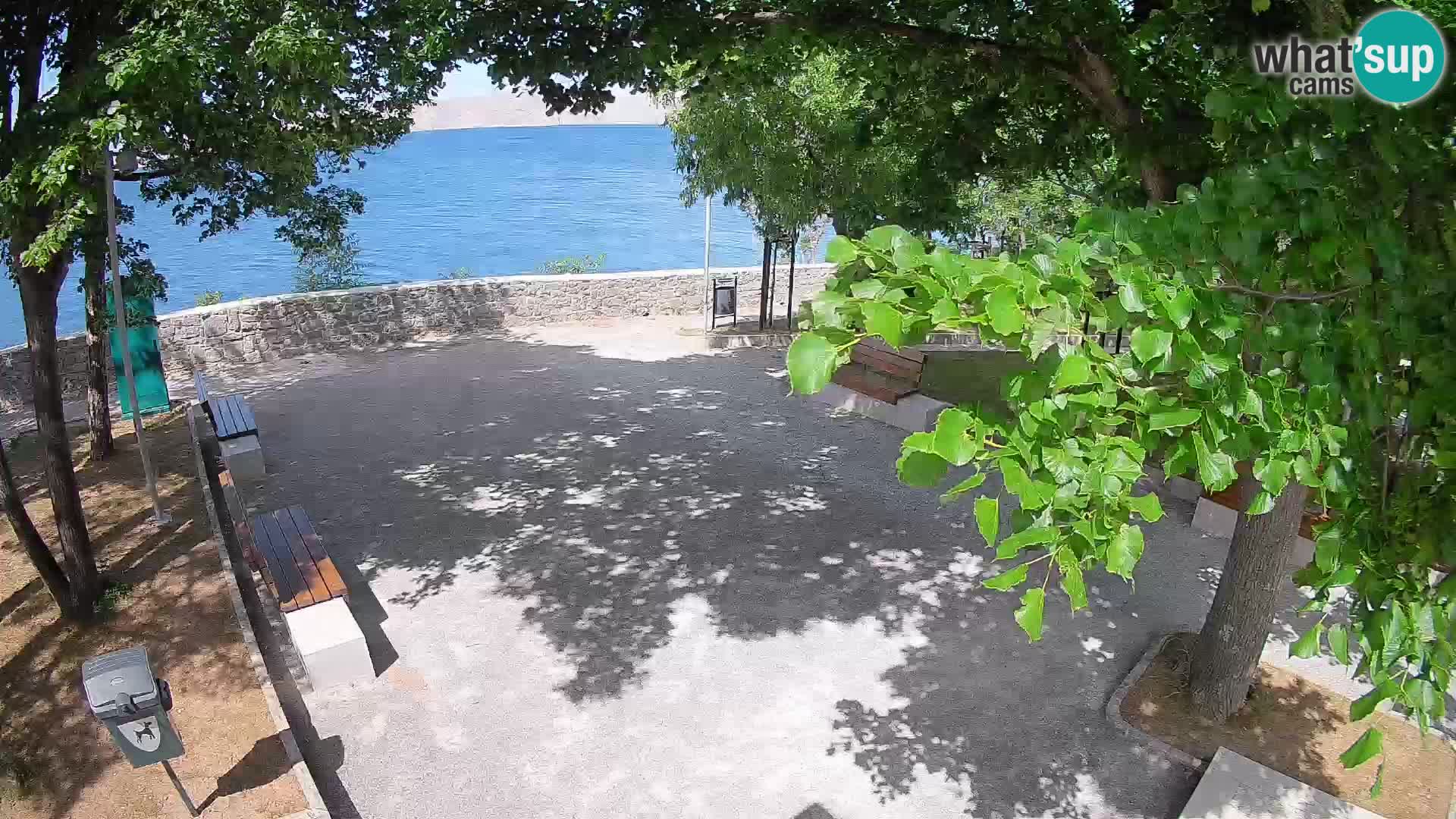 Webcam Senj en direct – Parc des Écrivains et canal du Velebit