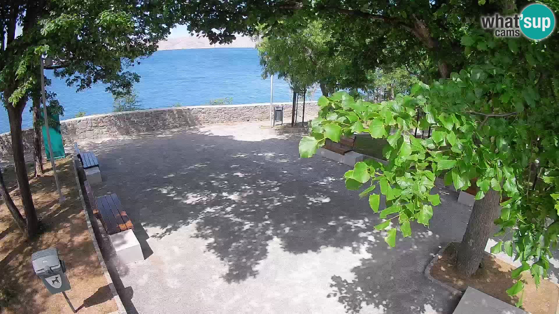 Webcam Senj en direct – Parc des Écrivains et canal du Velebit