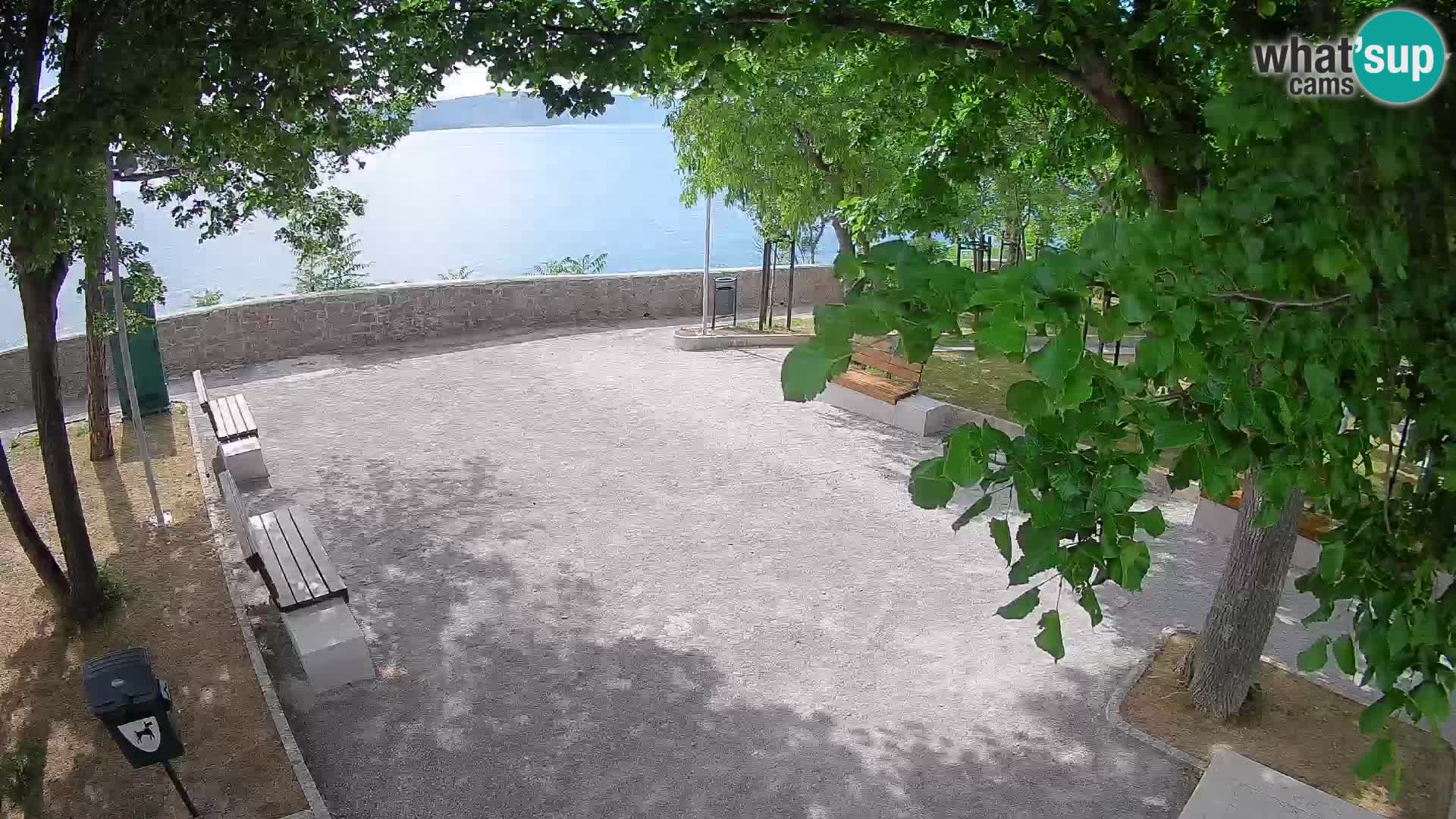 Kamera uživo Senj – Park književnika i Velebitski kanal