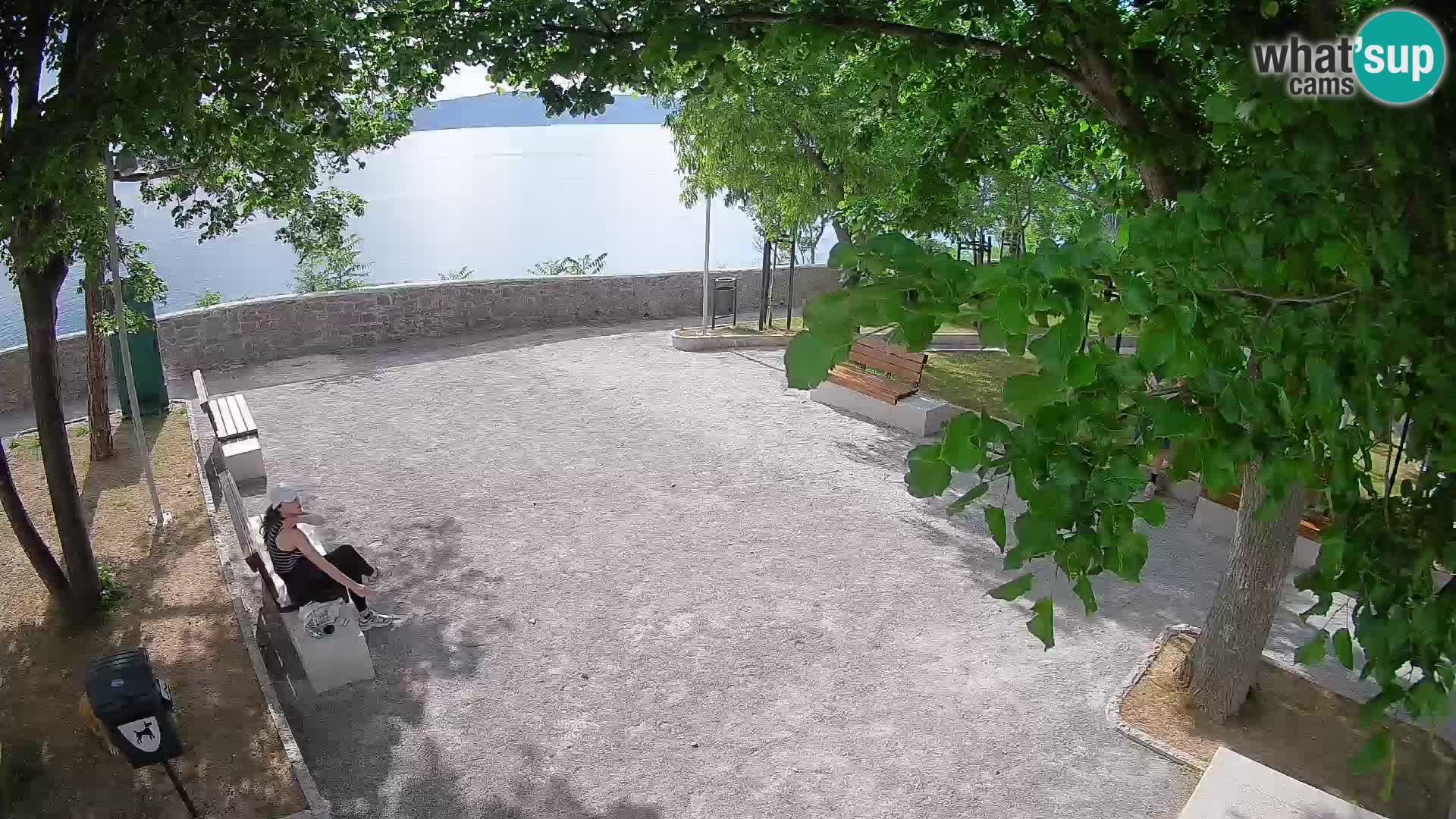 Webcam Senj en direct – Parc des Écrivains et canal du Velebit