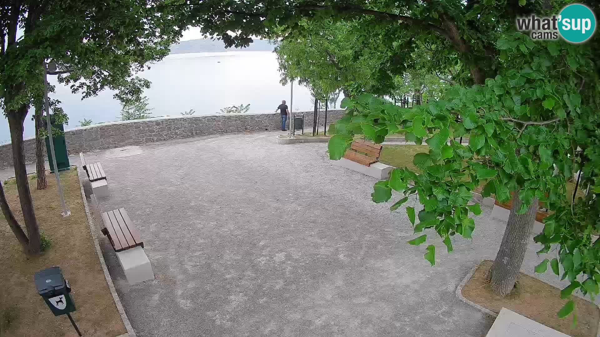 Senj Live Webcam – Schriftstellerpark und Velebit-Kanal