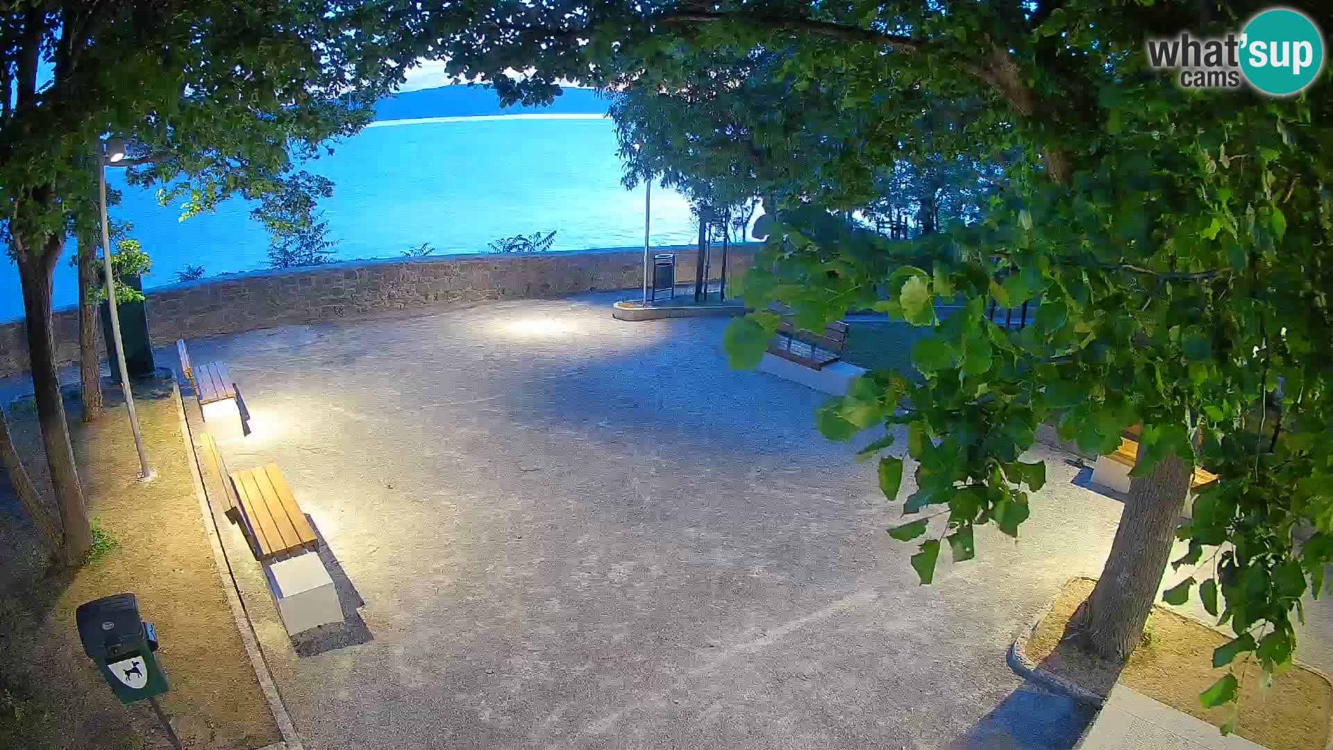 Senj Live Webcam – Schriftstellerpark und Velebit-Kanal