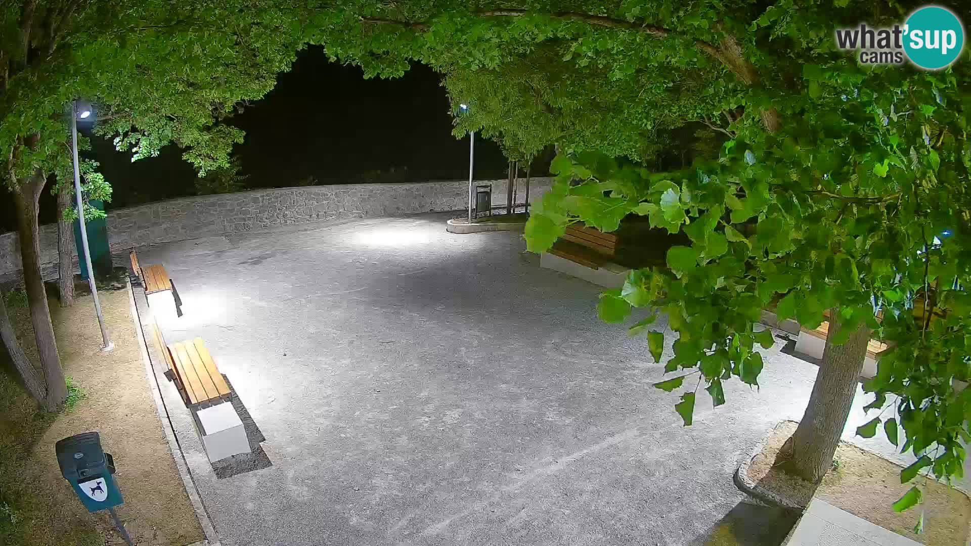 Webcam Senj en direct – Parc des Écrivains et canal du Velebit