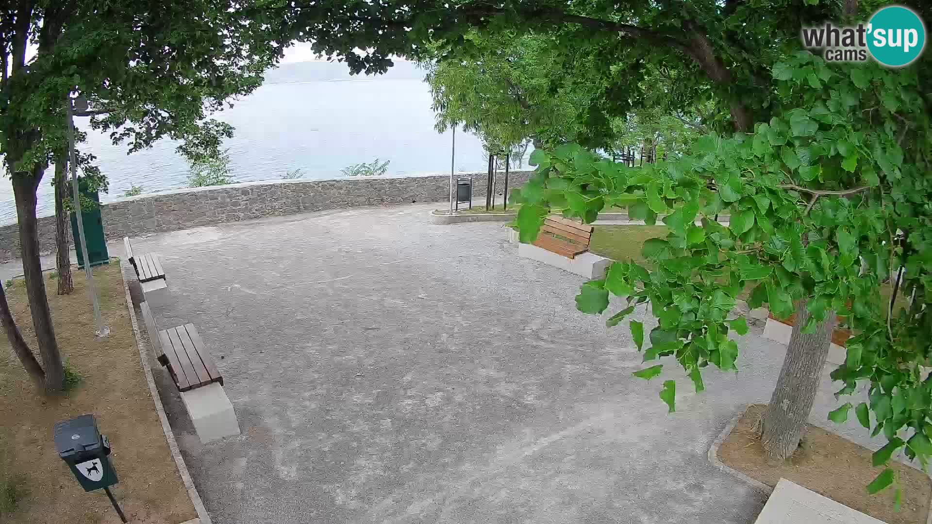 Webcam Senj en direct – Parc des Écrivains et canal du Velebit