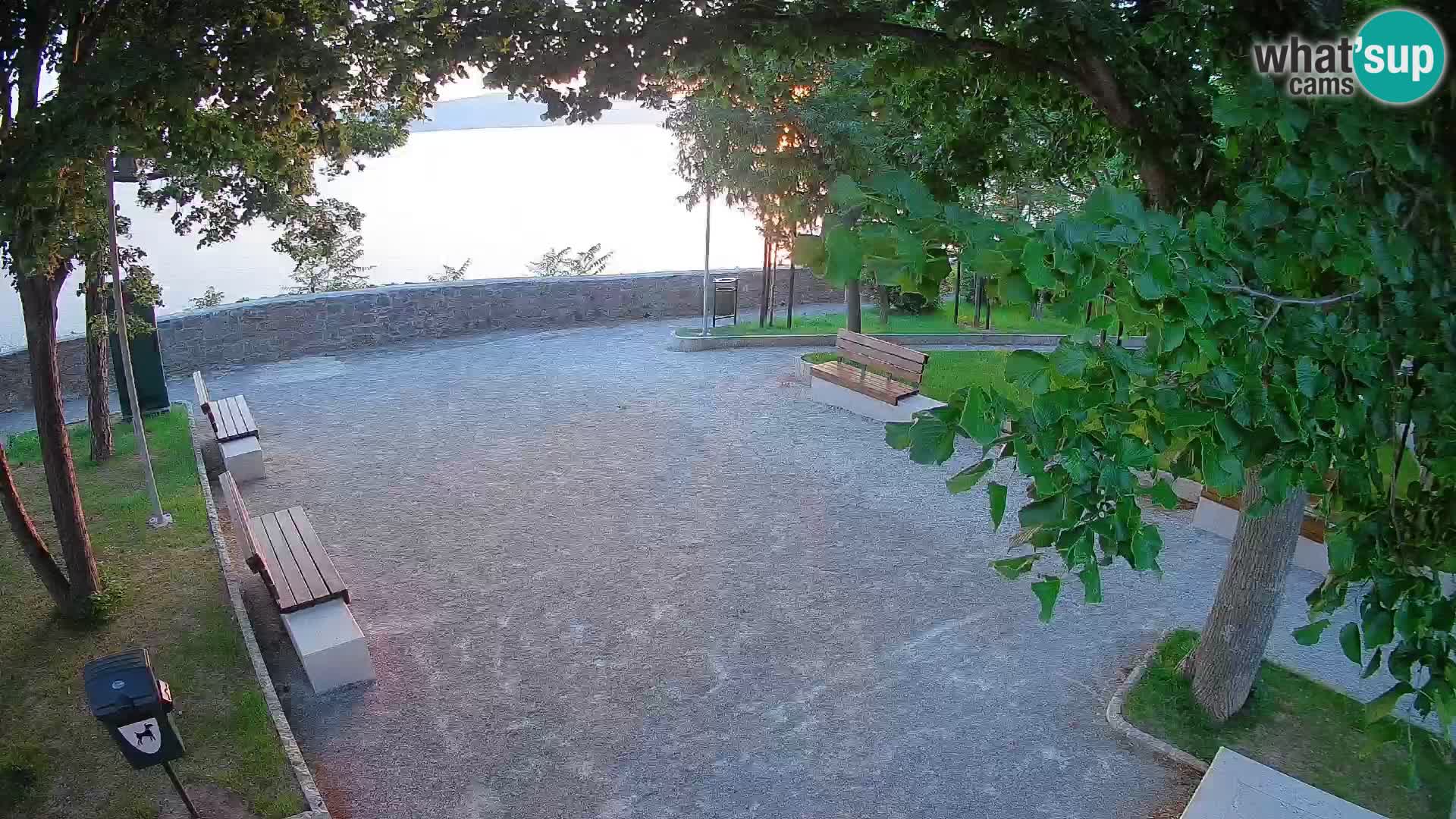 Senj Live Webcam – Schriftstellerpark und Velebit-Kanal
