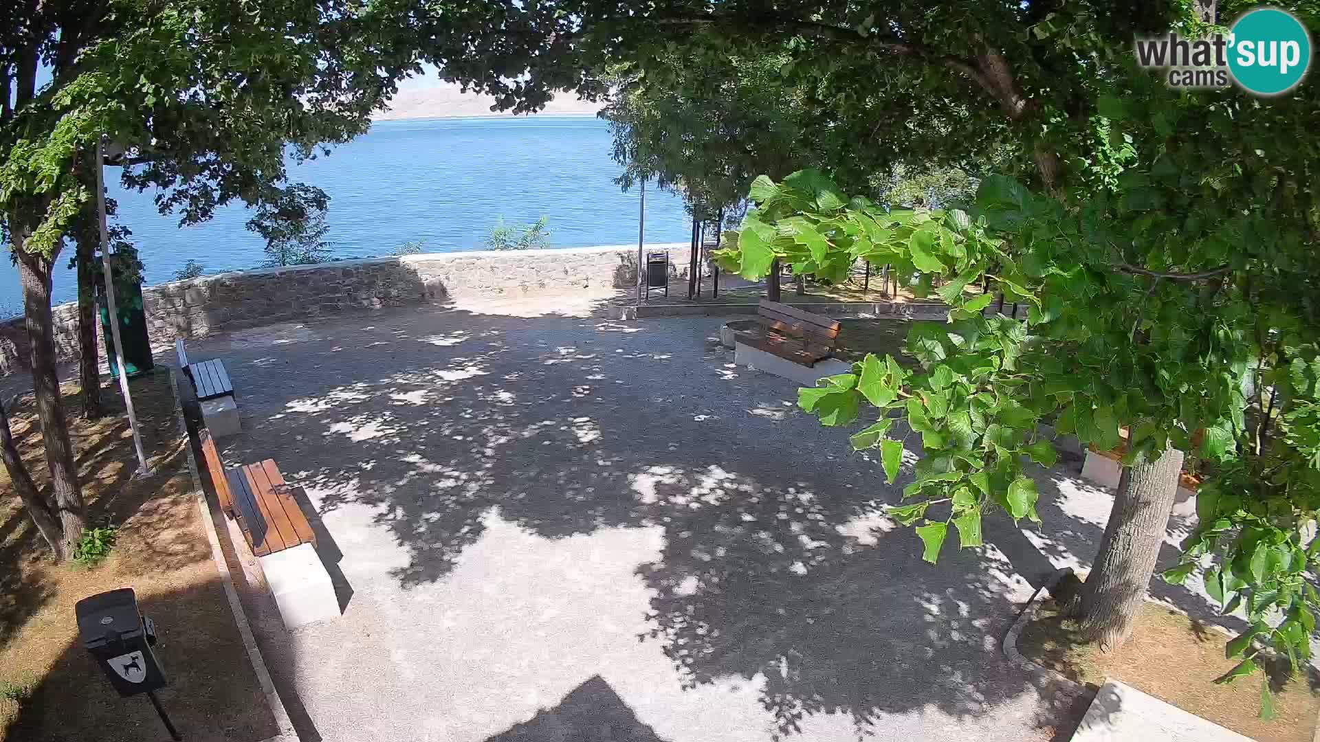 Kamera uživo Senj – Park književnika i Velebitski kanal