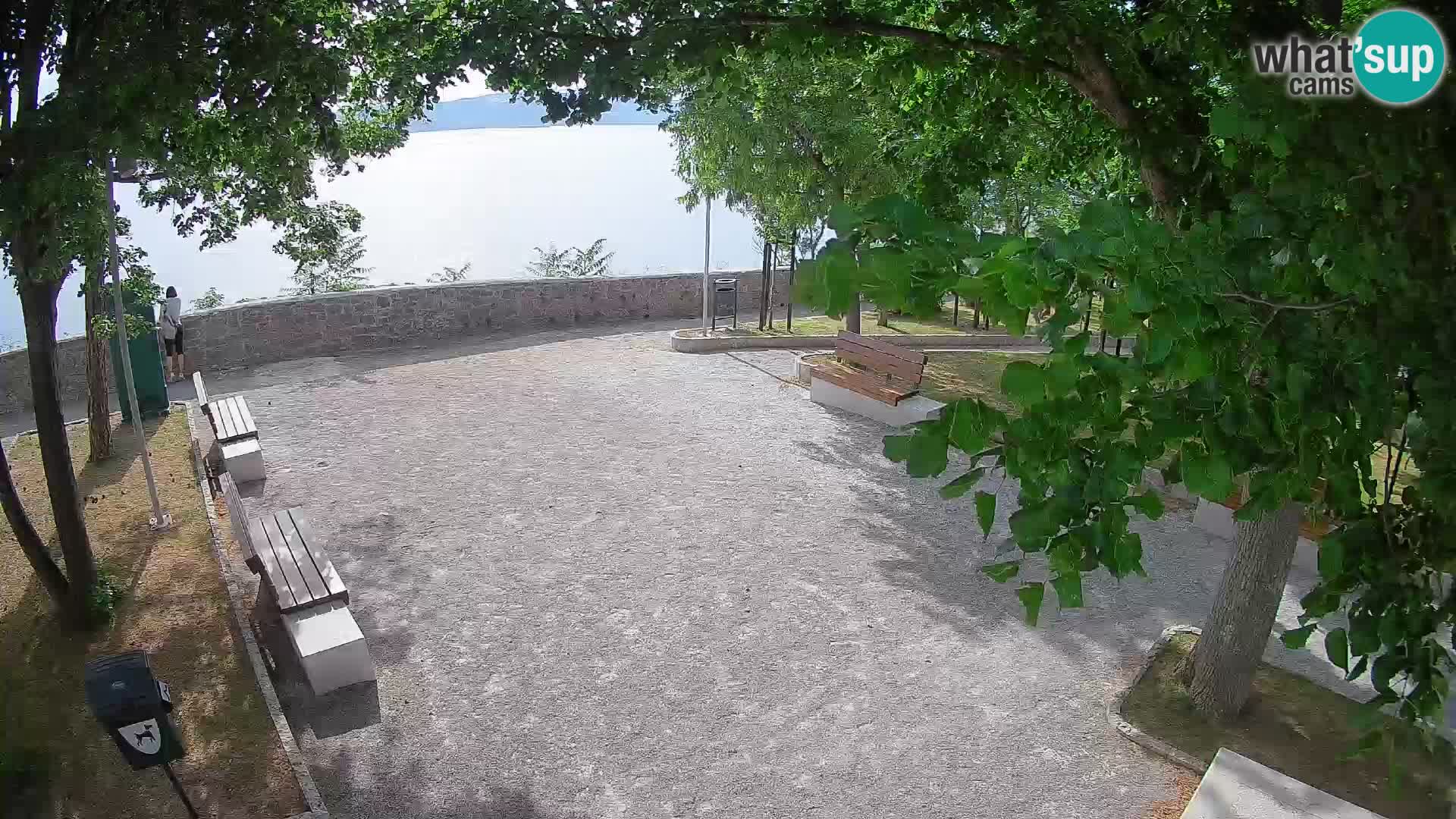 Kamera uživo Senj – Park književnika i Velebitski kanal