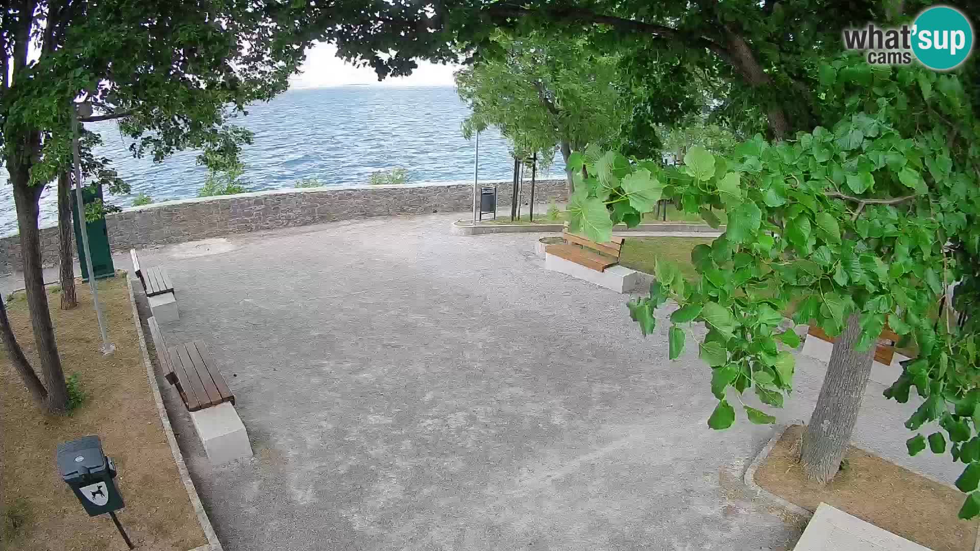 Webcam Senj en direct – Parc des Écrivains et canal du Velebit