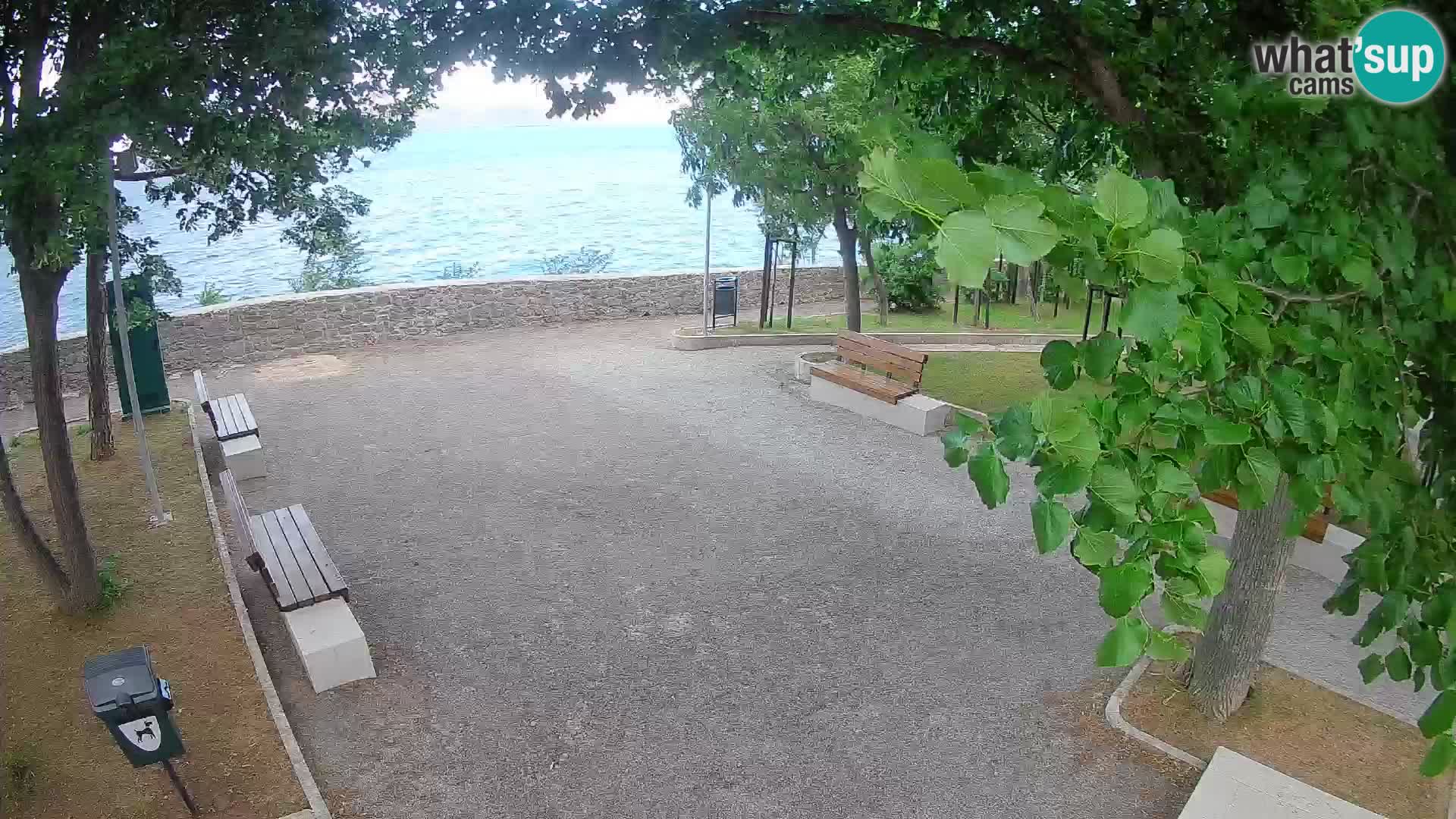 Kamera uživo Senj – Park književnika i Velebitski kanal