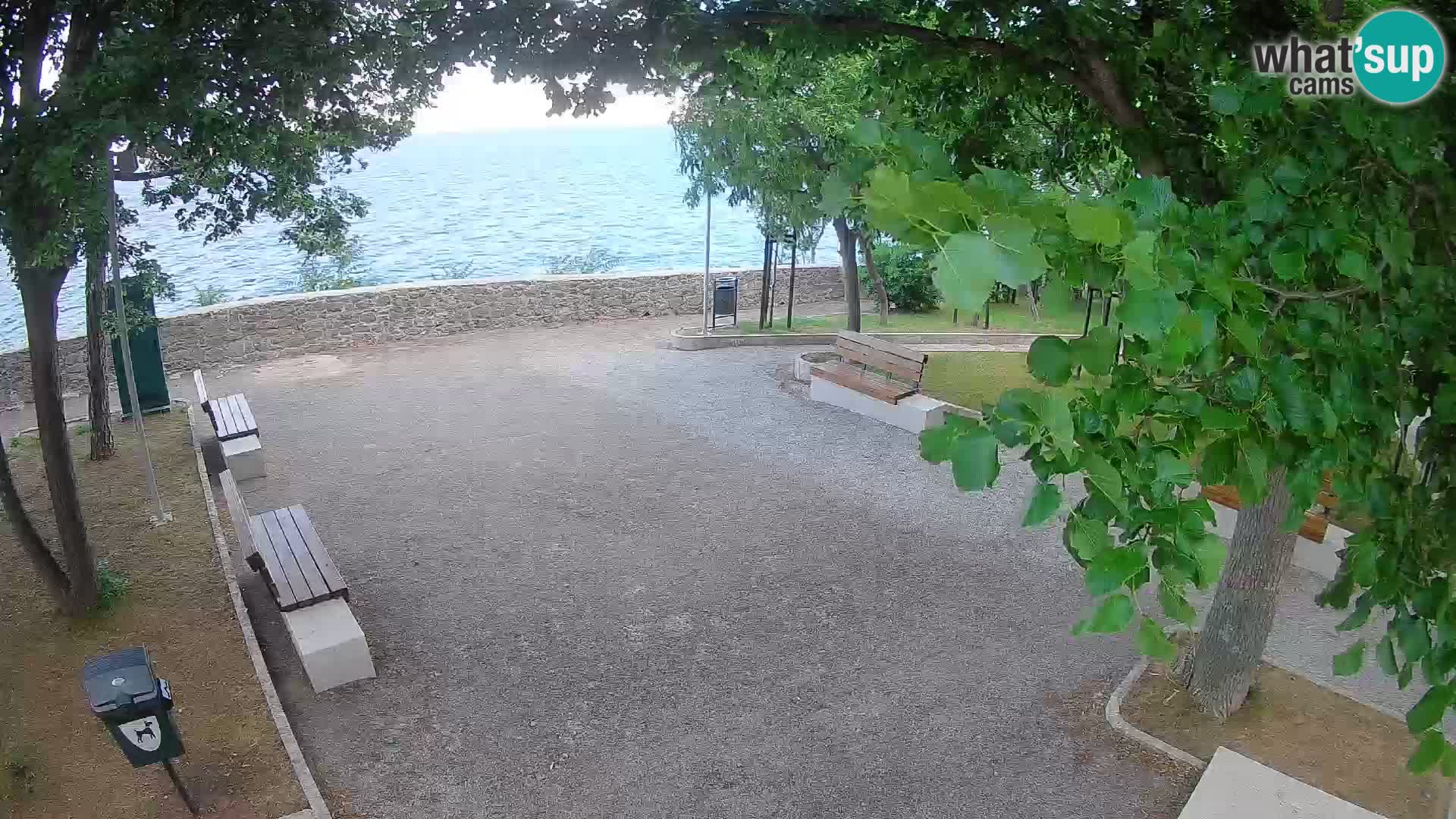 Webcam Senj en direct – Parc des Écrivains et canal du Velebit