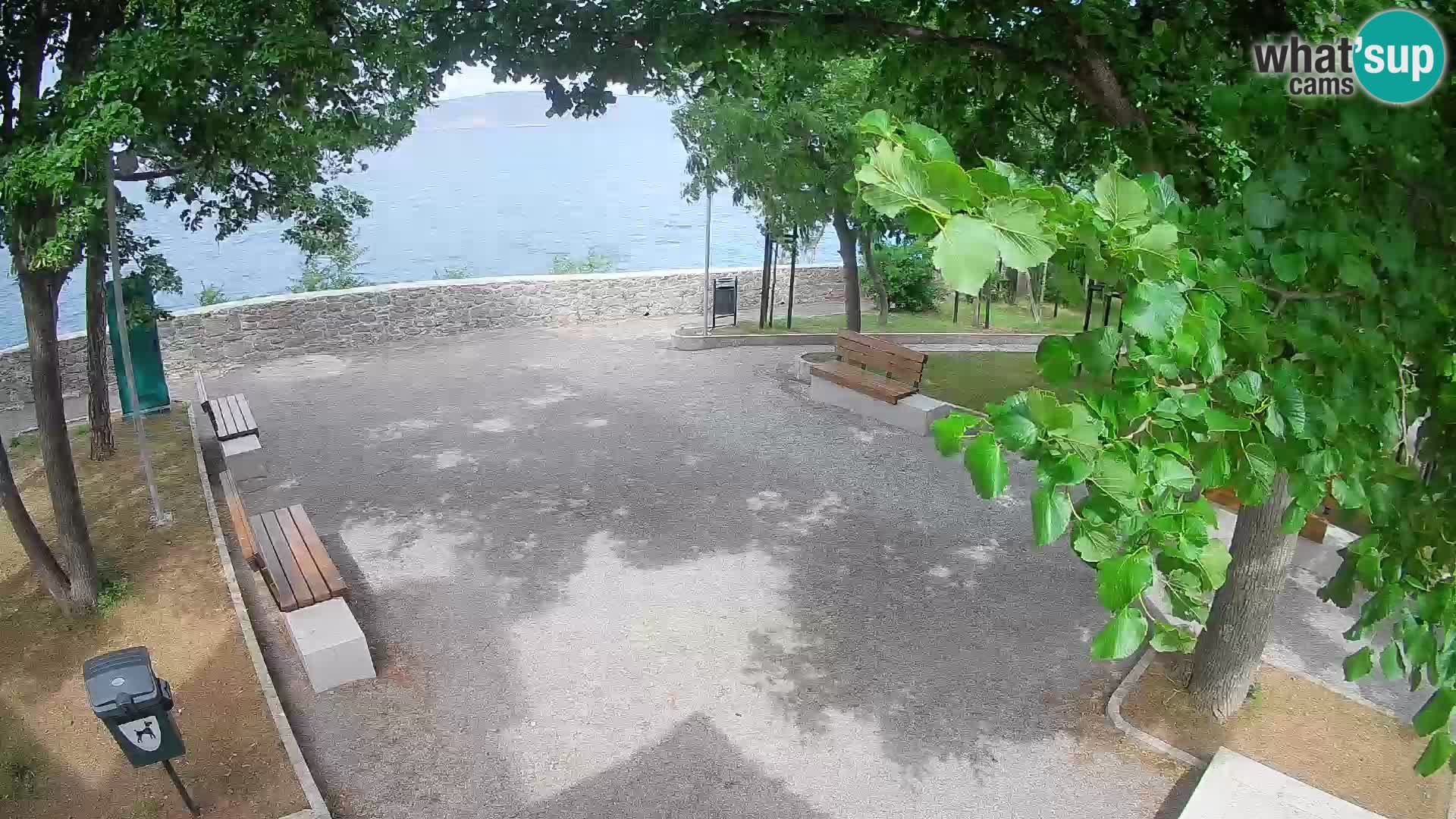 Webcam Senj en direct – Parc des Écrivains et canal du Velebit