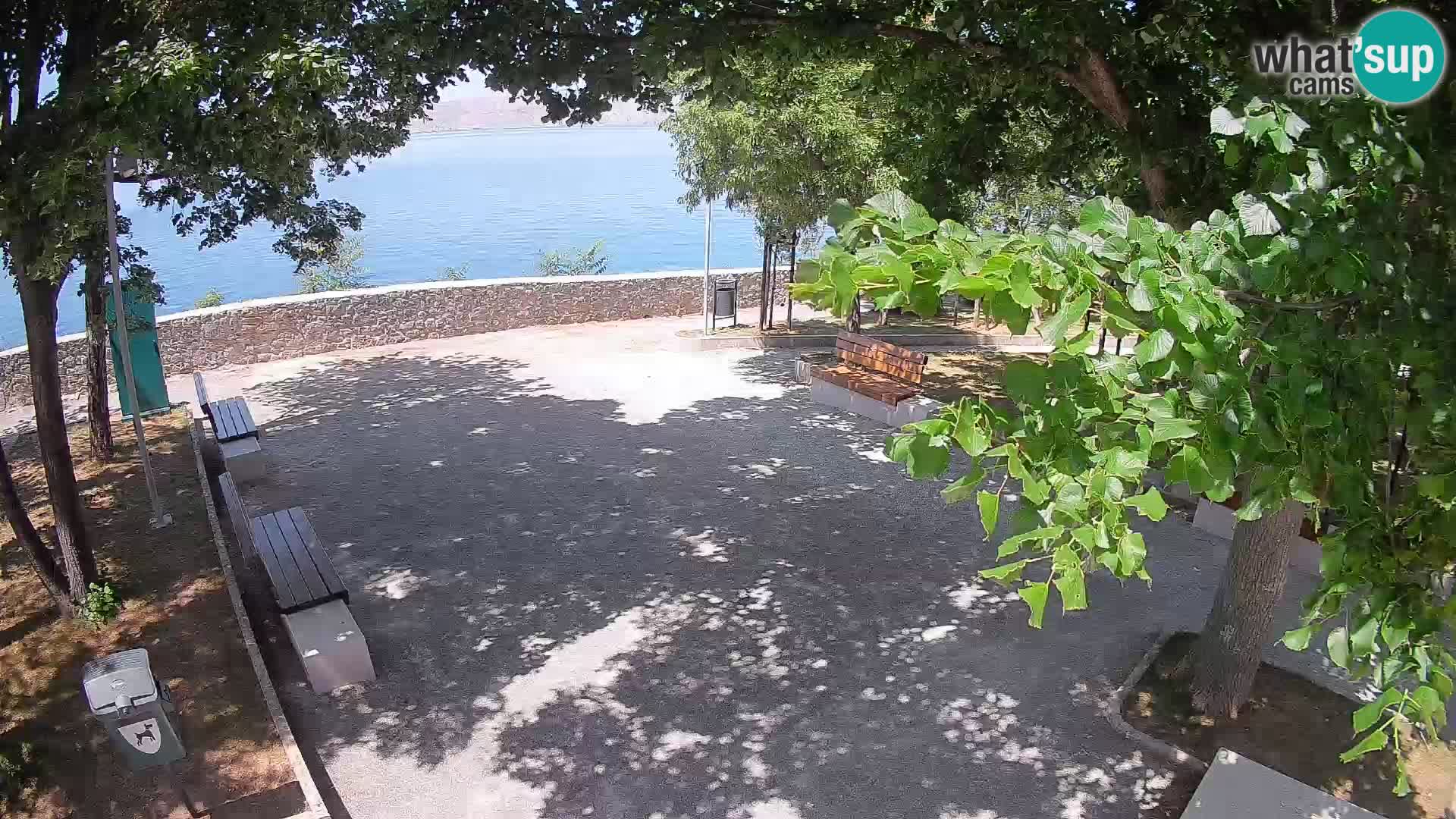 Kamera uživo Senj – Park književnika i Velebitski kanal