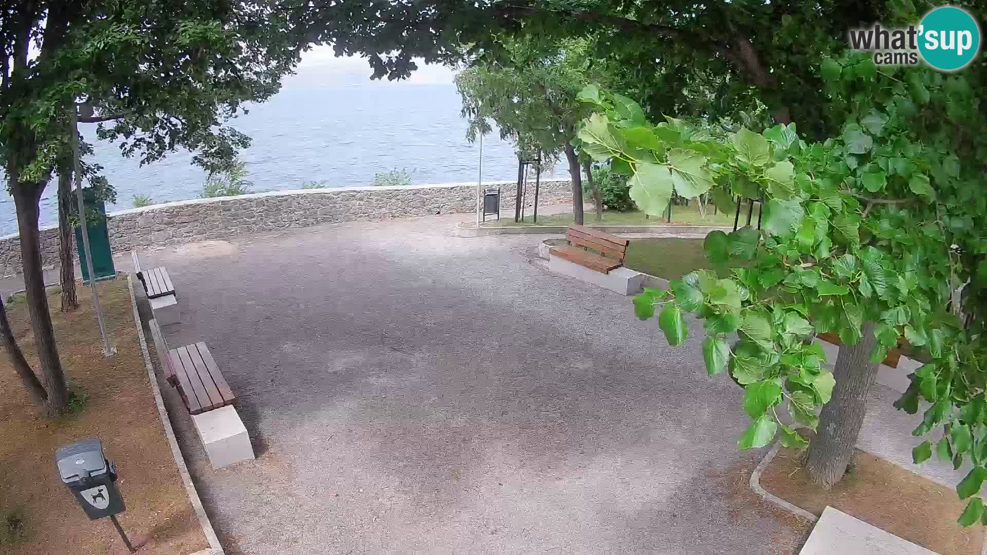 Webcam Senj en direct – Parc des Écrivains et canal du Velebit