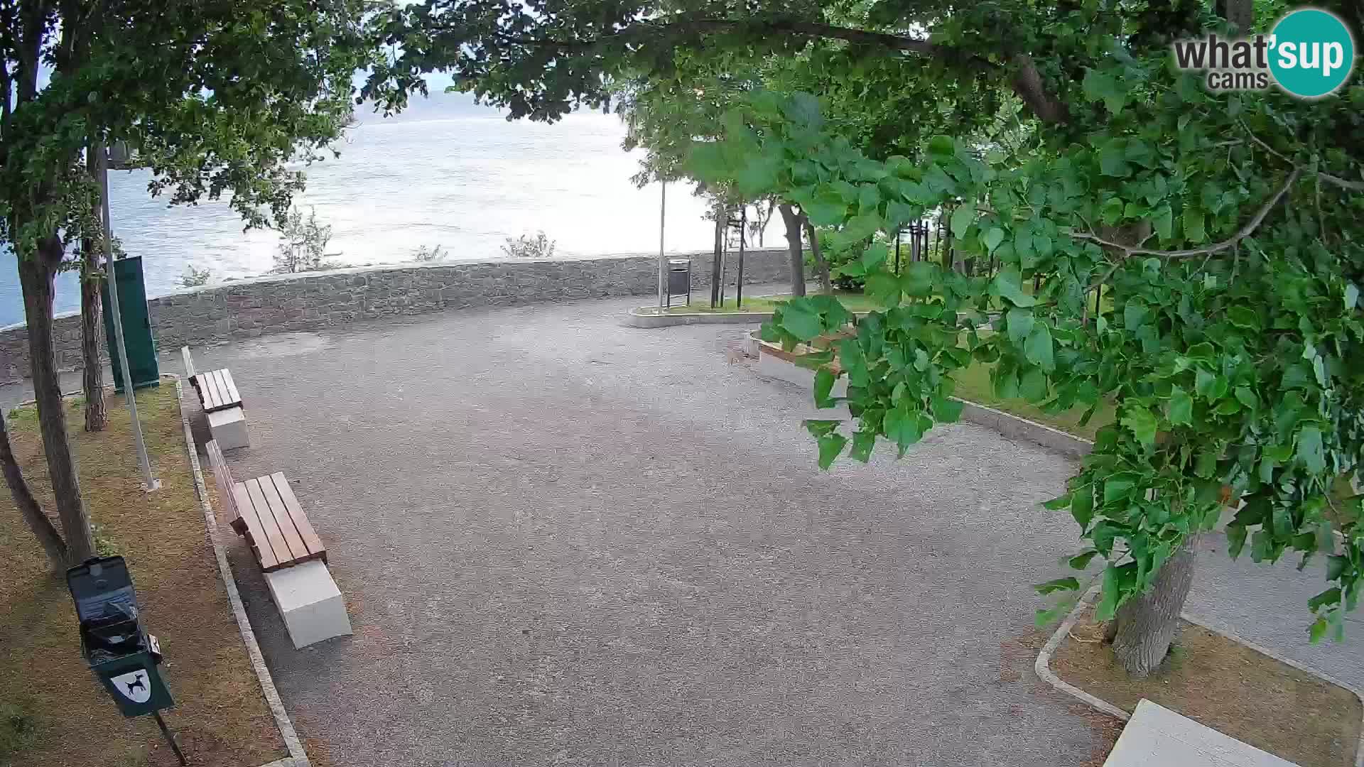 Webcam Senj en direct – Parc des Écrivains et canal du Velebit