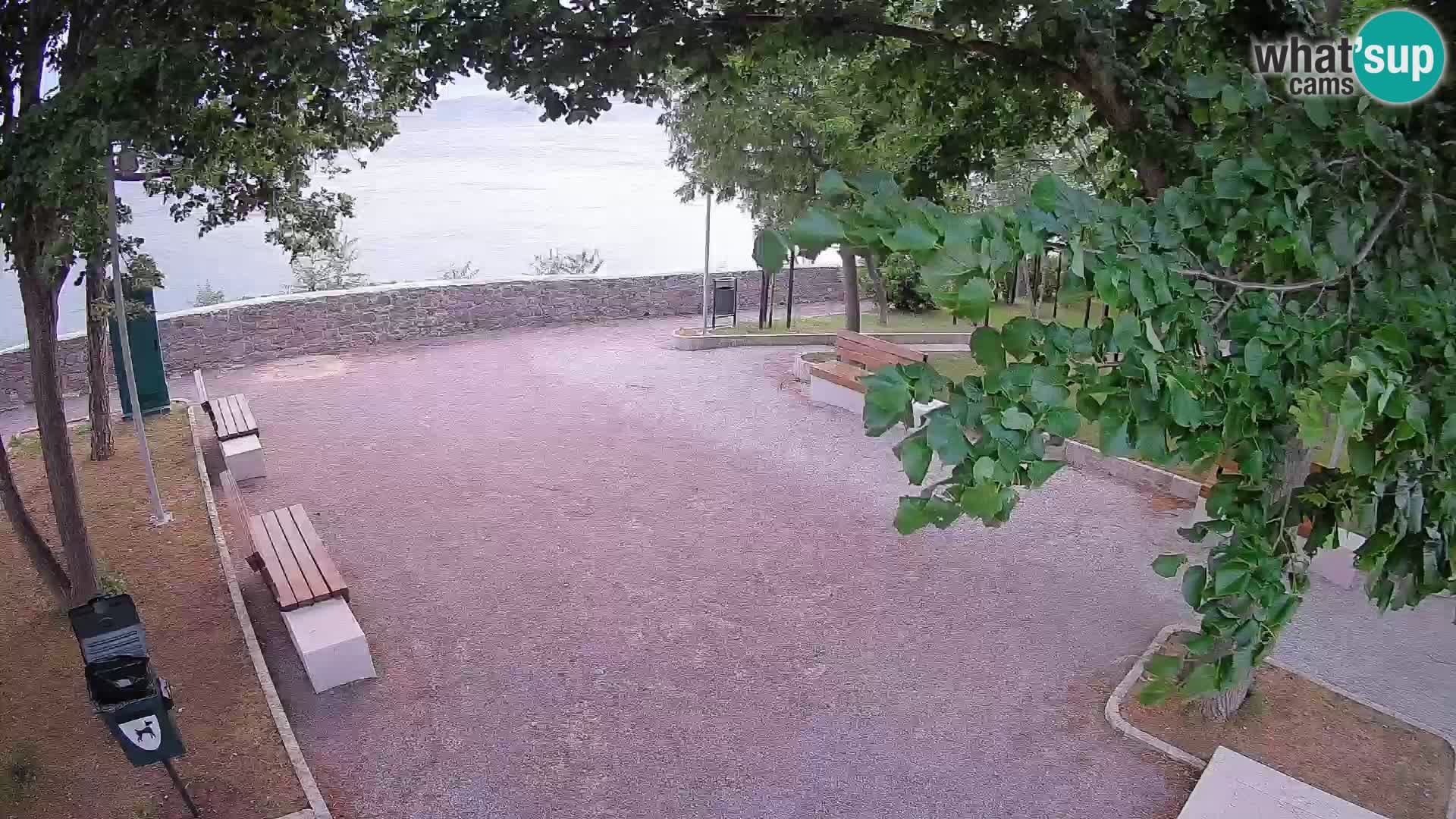 Senj Live Webcam – Schriftstellerpark und Velebit-Kanal