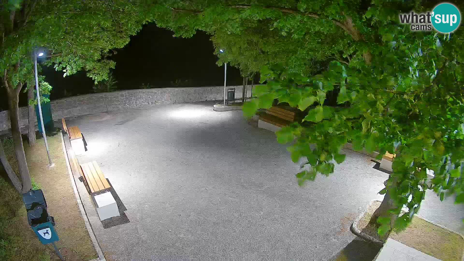Webcam Senj en direct – Parc des Écrivains et canal du Velebit
