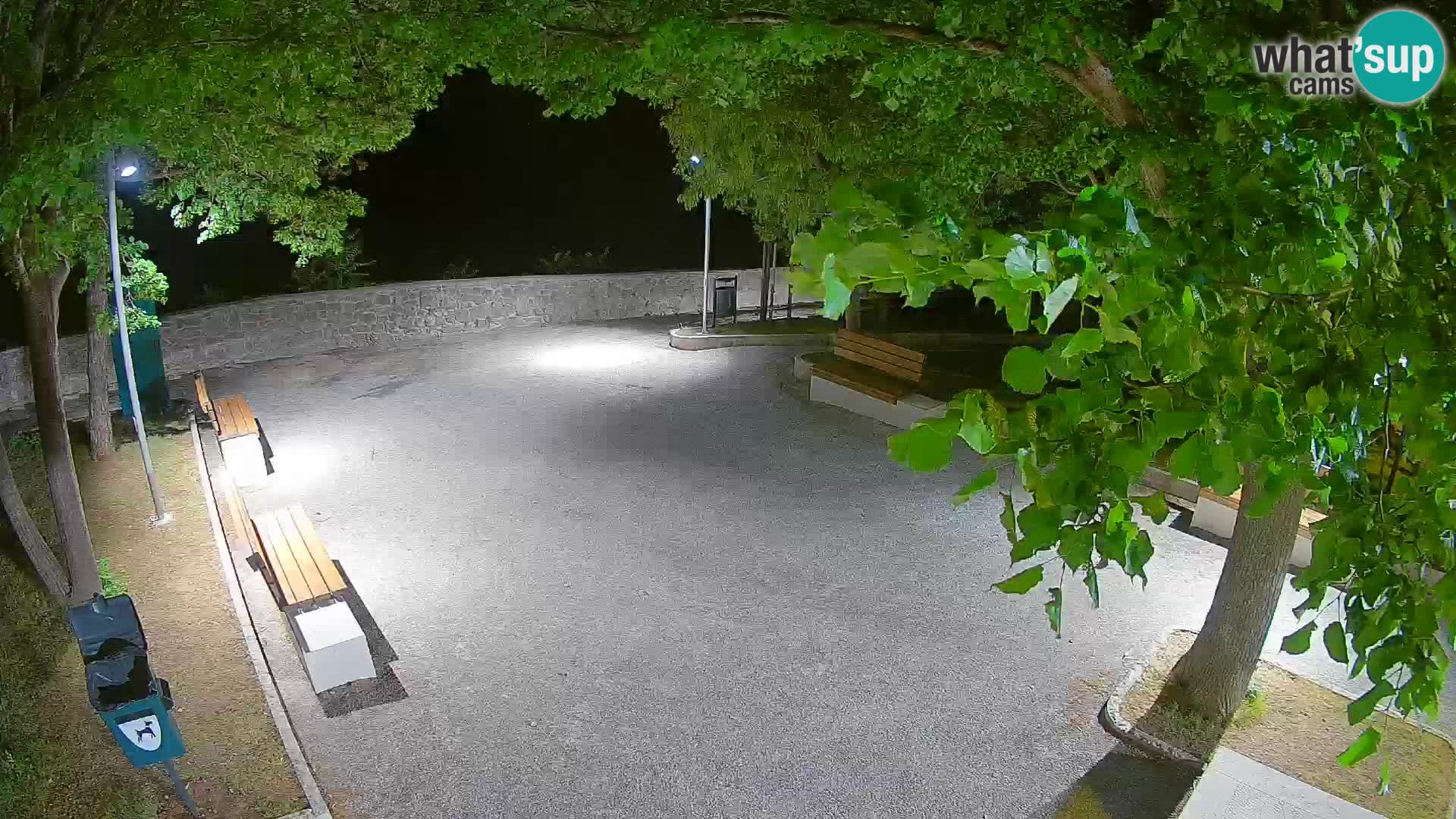 Webcam Senj en direct – Parc des Écrivains et canal du Velebit