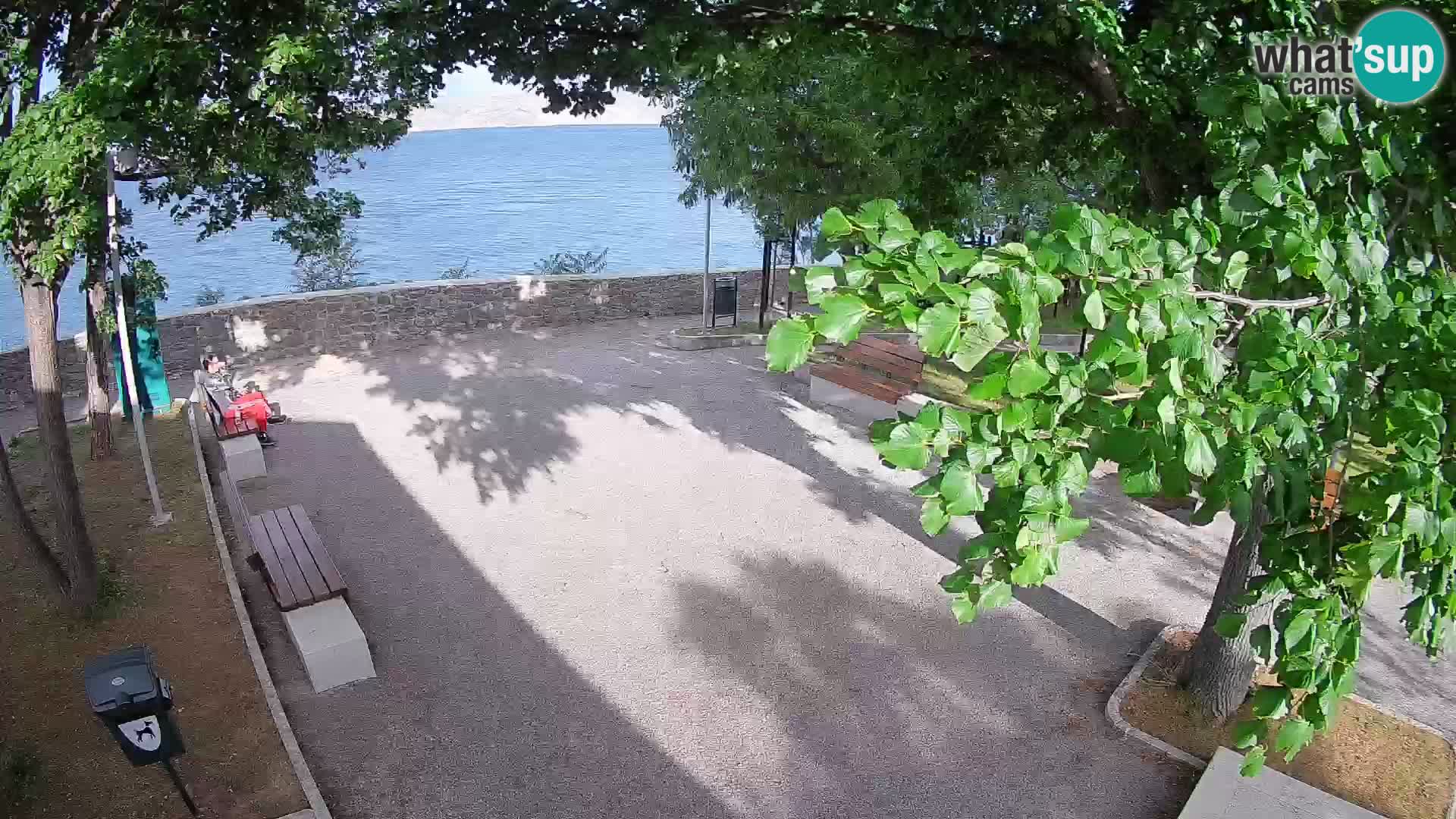 Spletna kamera Senj v živo – Park pisateljev in Velebitski kanal