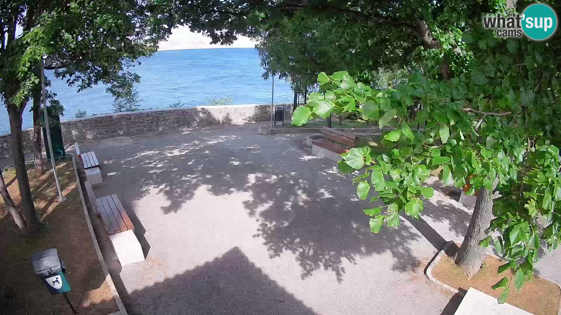Webcam Senj en direct – Parc des Écrivains et canal du Velebit