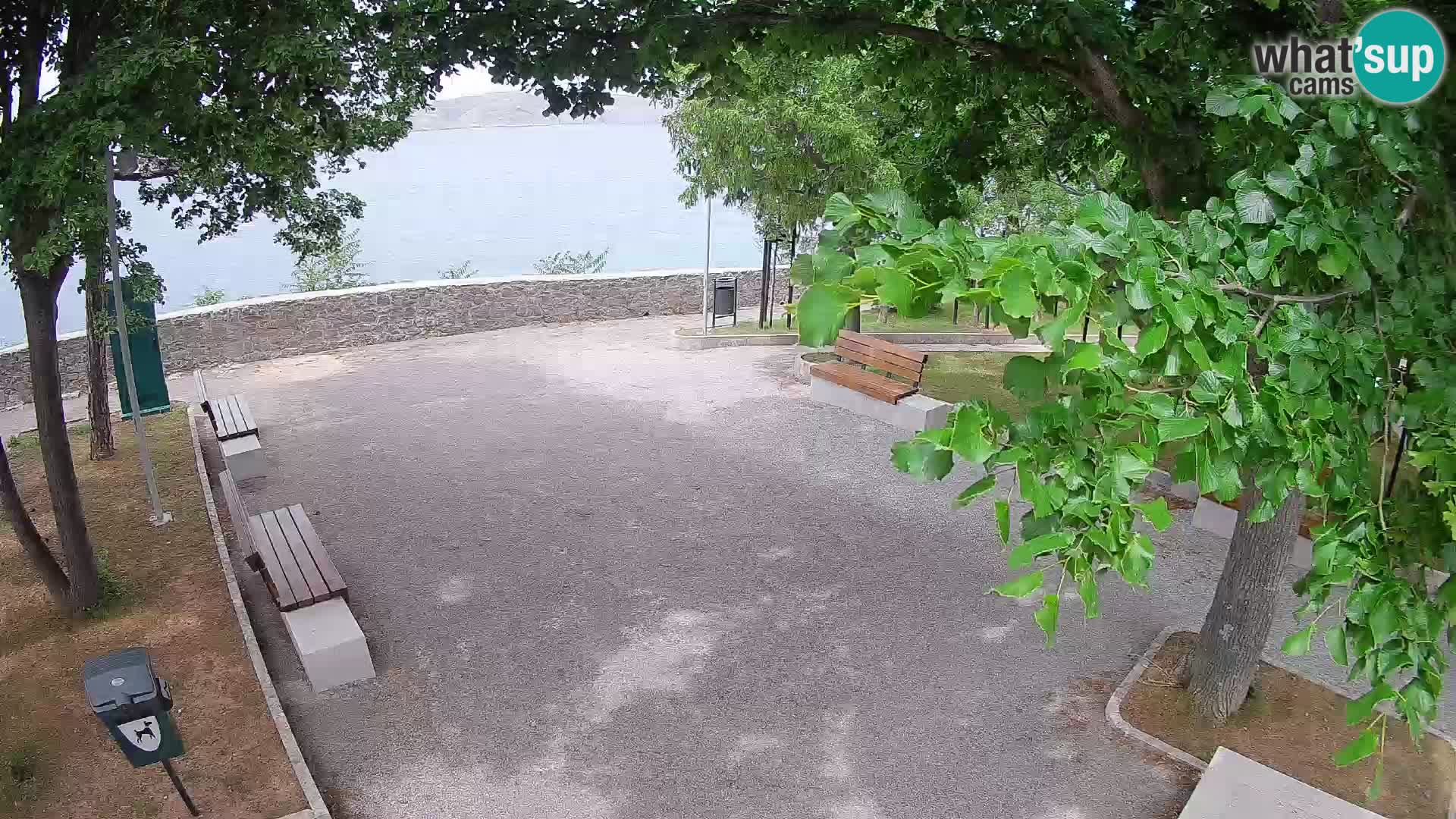 Webcam Senj en direct – Parc des Écrivains et canal du Velebit